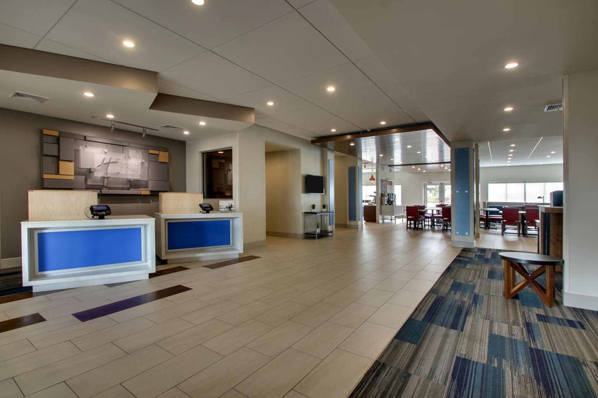 Holiday Inn Express & Suites Lancaster East - Strasburg by IHG property views in Strasburg — gallery photo 3
