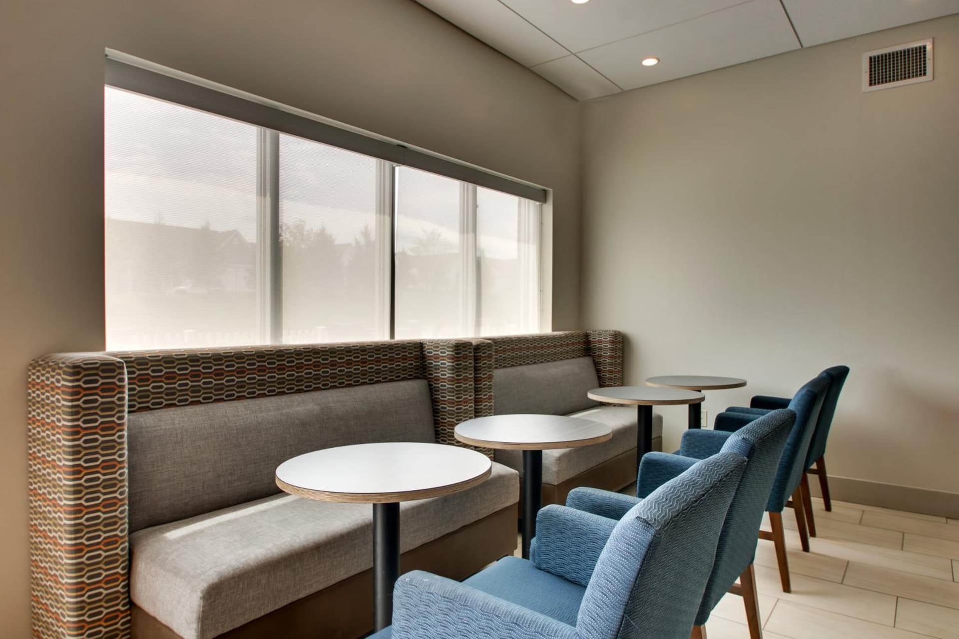 Holiday Inn Express & Suites Lancaster East - Strasburg by IHG gallery photo in Strasburg — image 27