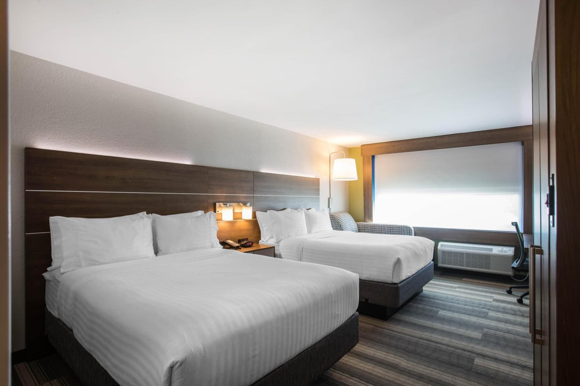 Holiday Inn Express & Suites Ludington by IHG gallery photo in Ludington, MI — image 24