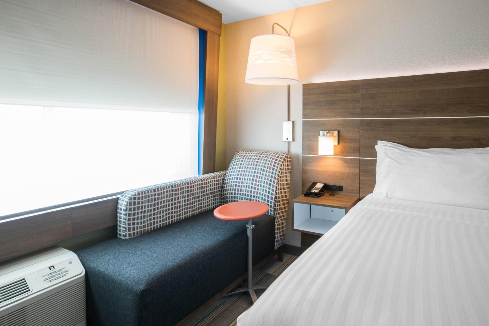 Holiday Inn Express & Suites Ludington by IHG gallery photo in Ludington, MI — image 14