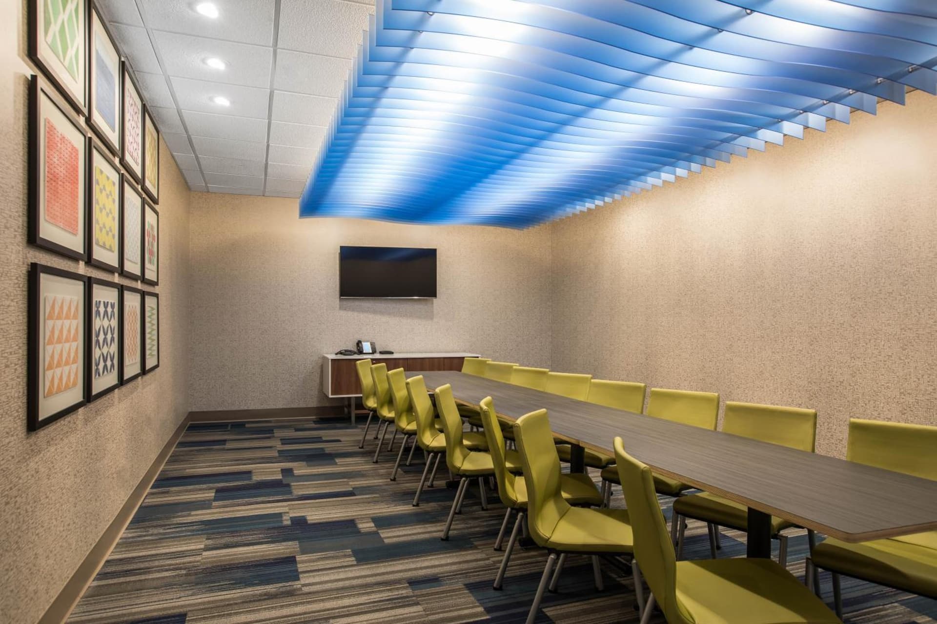 Holiday Inn Express & Suites Ludington by IHG gallery photo in Ludington, MI — image 19