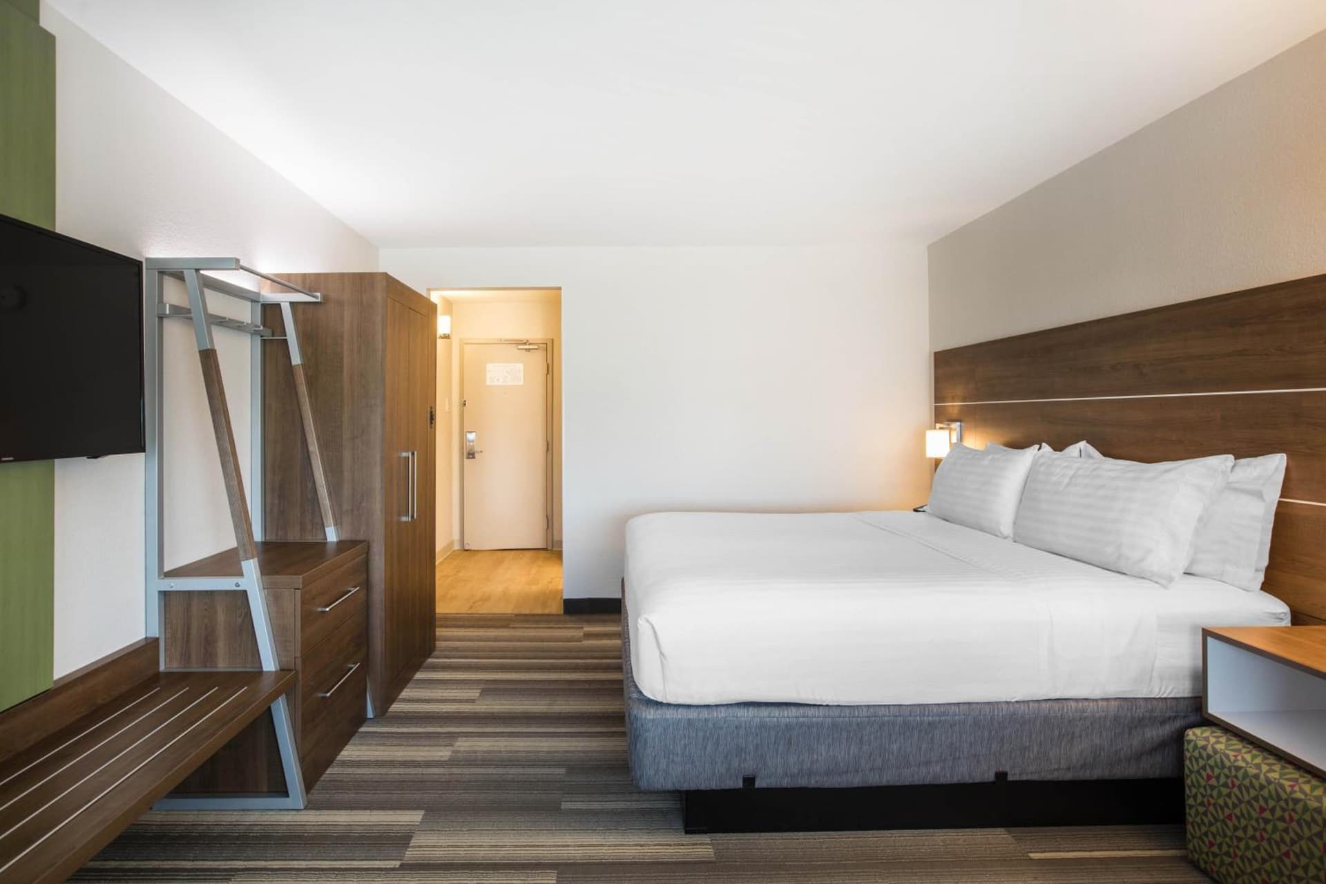 Holiday Inn Express & Suites Ludington by IHG gallery photo in Ludington, MI — image 16