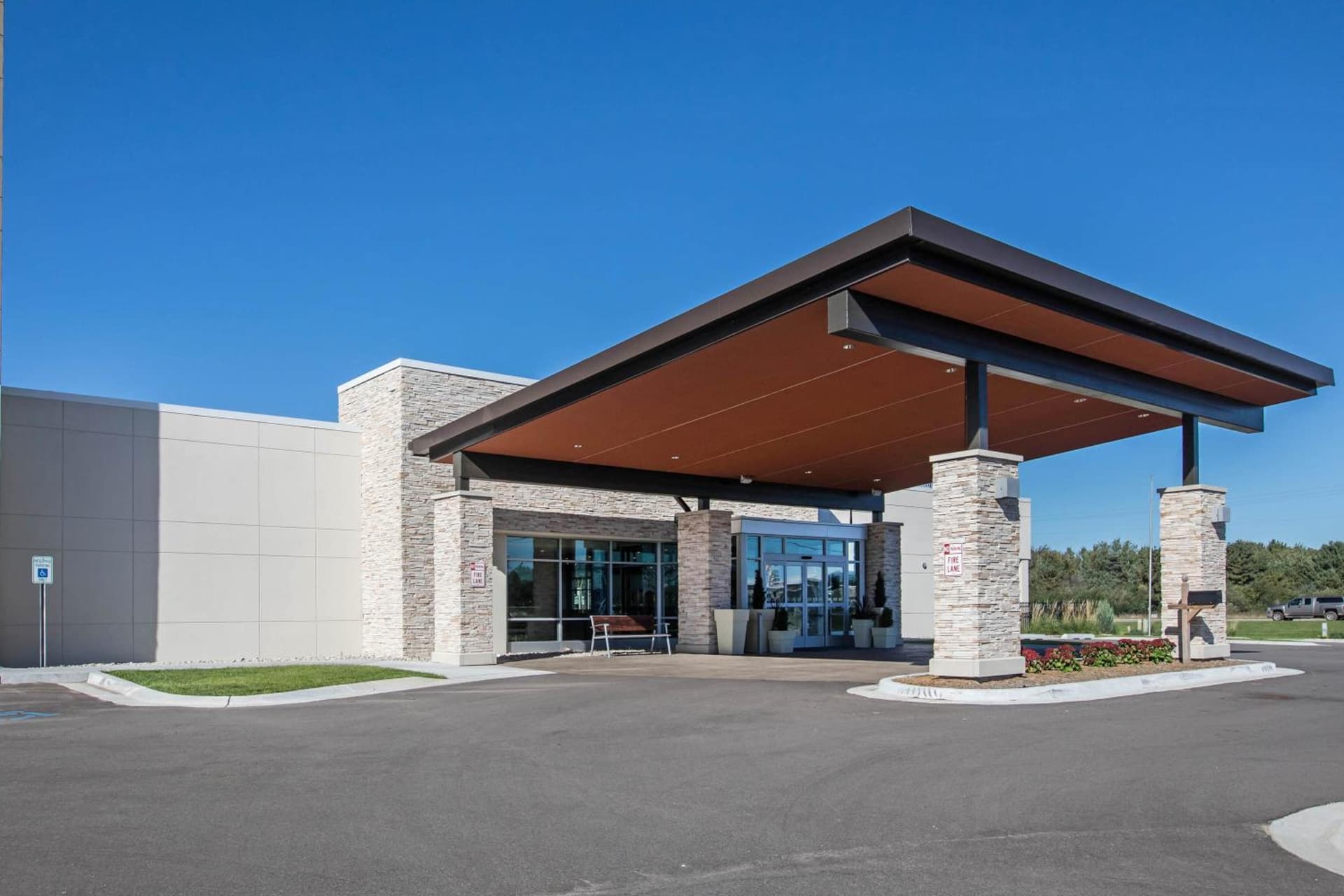 Holiday Inn Express & Suites Ludington by IHG gallery photo in Ludington, MI — image 23