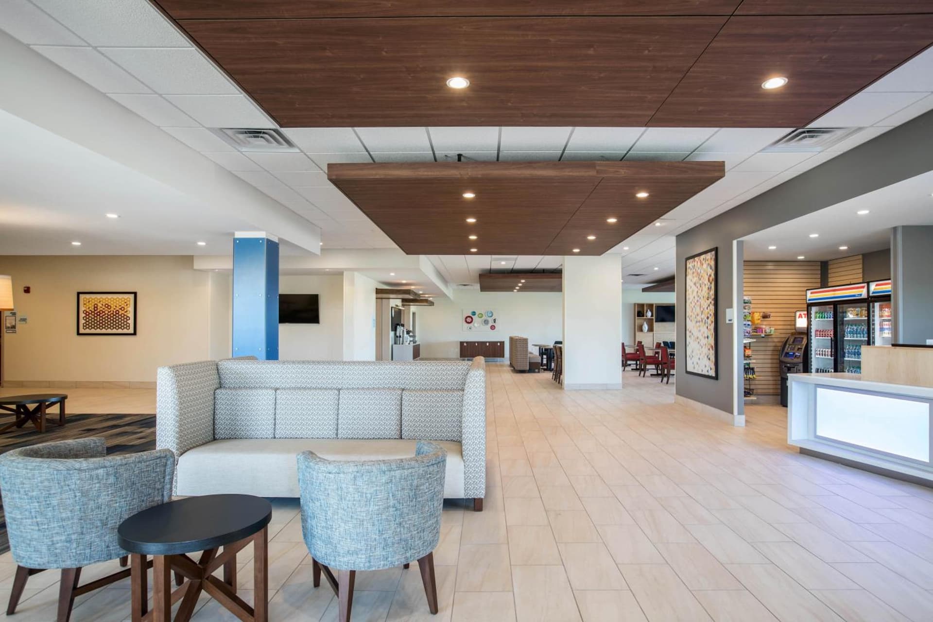 Holiday Inn Express & Suites Ludington by IHG gallery photo in Ludington, MI — image 9