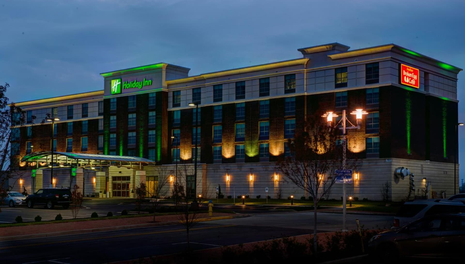 Holiday Inn Owensboro Riverfront by IHG featured exterior or lobby in Owensboro, KY — similar hotel