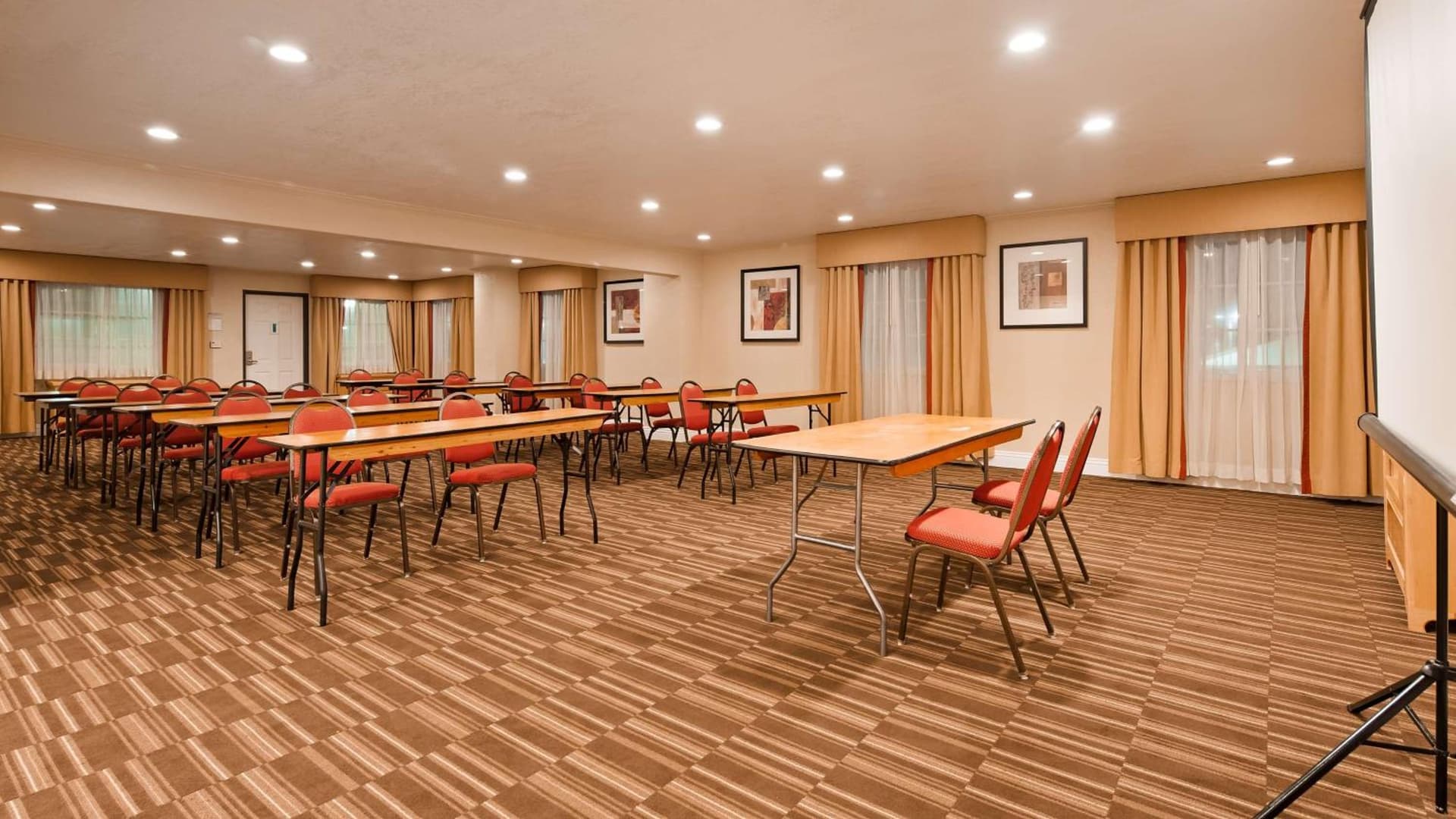 Best Western Plus Ontario Airport & Convention Center gallery photo in Ontario, CA — image 7