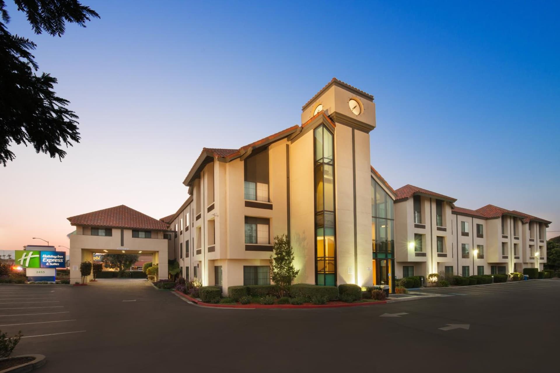 Holiday Inn Express & Suites Santa Clara - Silicon Valley by IHG gallery photo in Santa Clara, CA — image 11