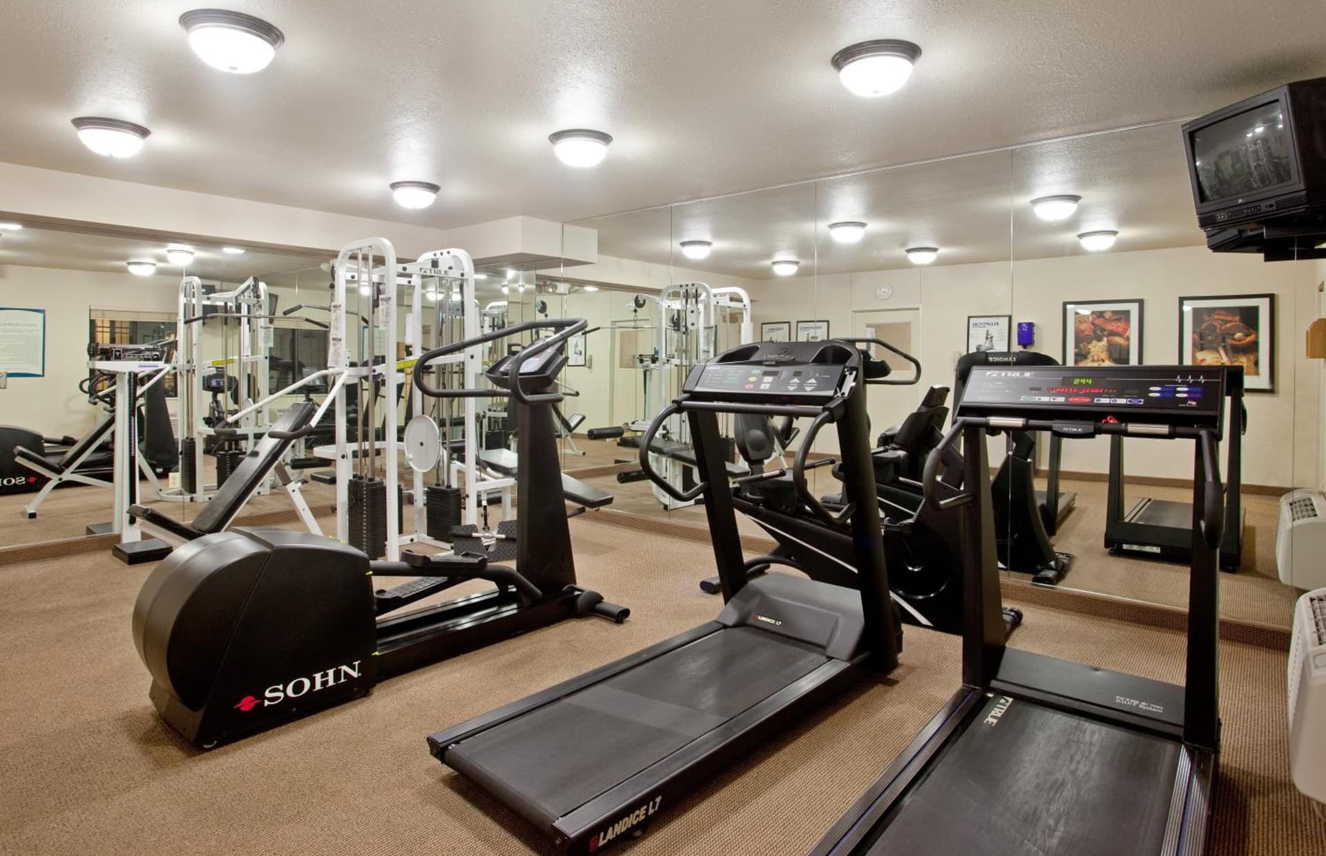 Staybridge Suites Lincolnshire by IHG gallery photo in Lincolnshire, IL — image 11