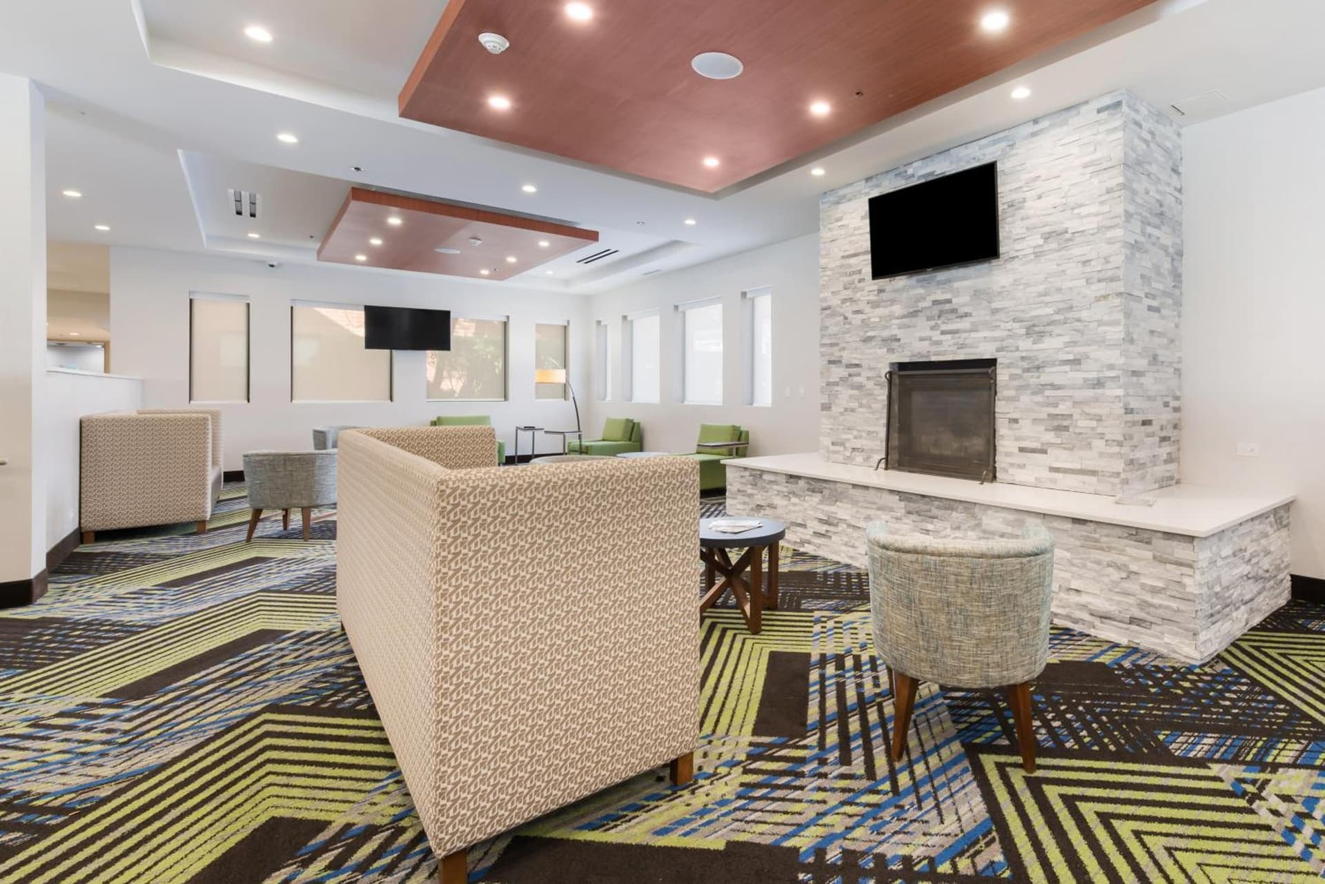 Holiday Inn Express Naperville by IHG gallery photo in Naperville, IL — image 21