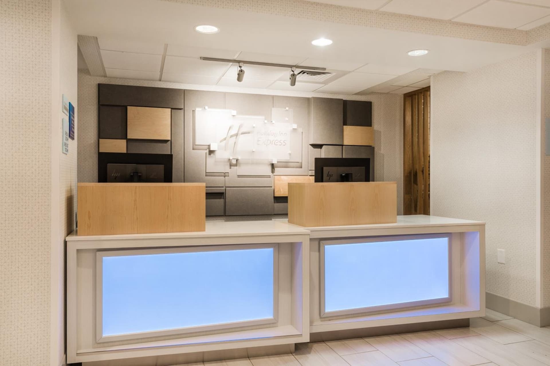 Holiday Inn Express - Lorton by IHG gallery photo in Lorton, VA — image 6
