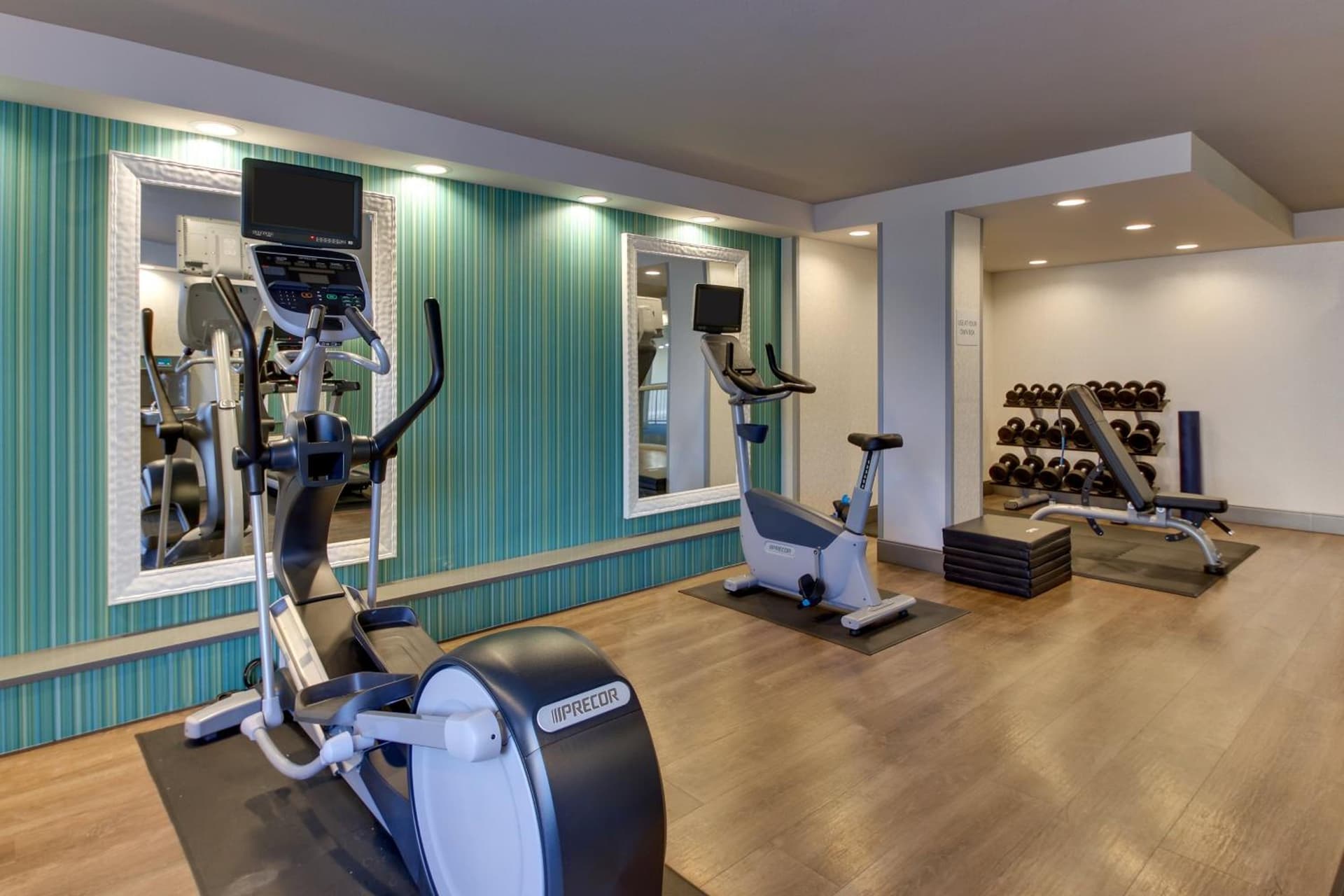 Holiday Inn Express & Suites Atlanta Perimeter Mall Hotel by IHG gallery photo in Sandy Springs, GA — image 38