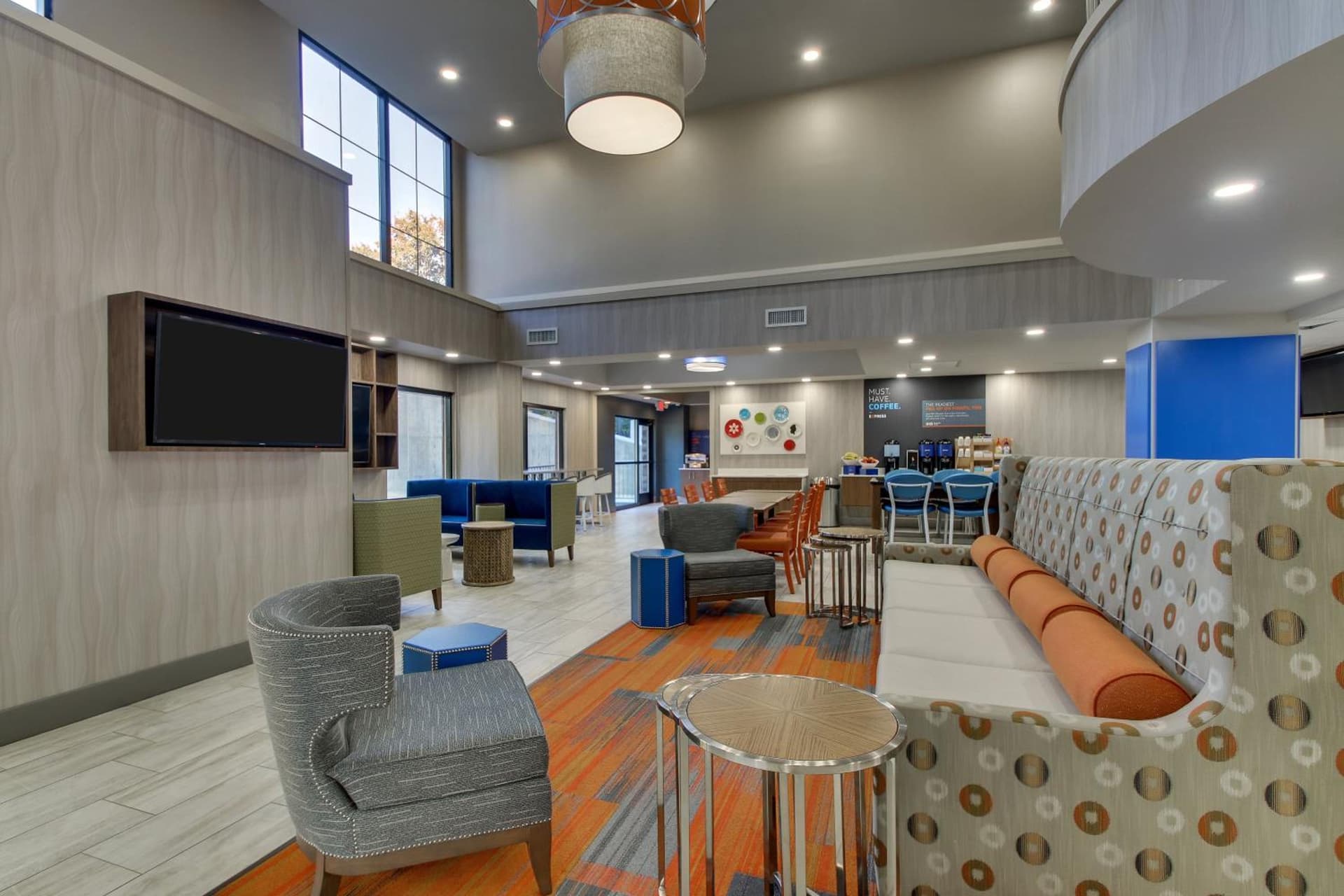 Holiday Inn Express & Suites Atlanta Perimeter Mall Hotel by IHG gallery photo in Sandy Springs, GA — image 9