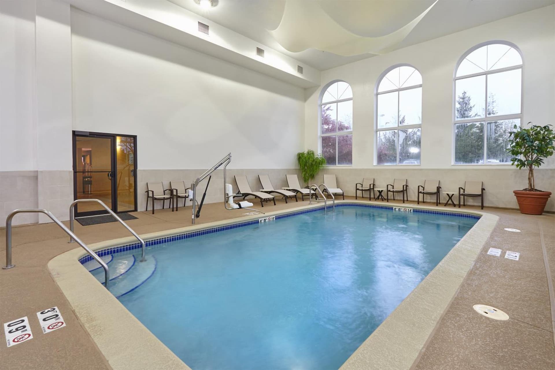 Holiday Inn Express & Suites Chicago-Libertyville by IHG gallery photo in Libertyville, IL — image 27