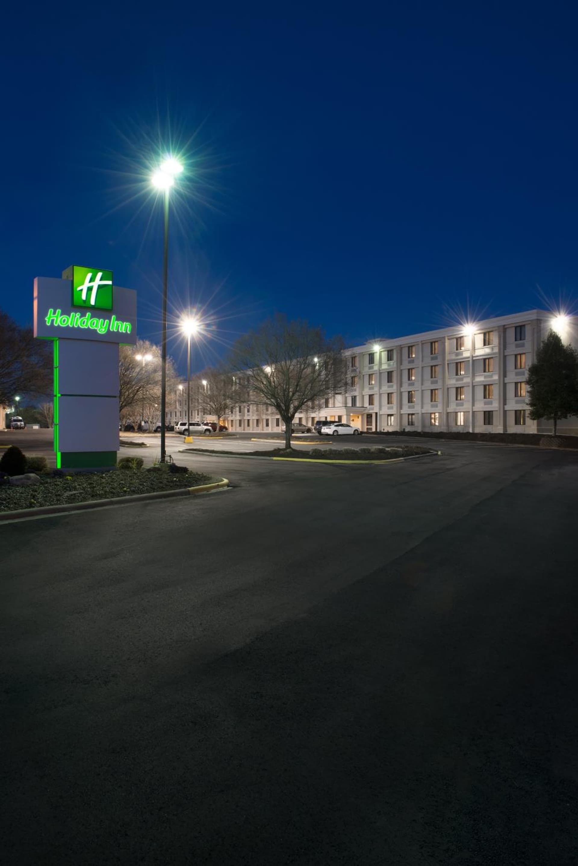 Holiday Inn Charlotte Airport by IHG gallery photo in Charlotte, NC — image 8