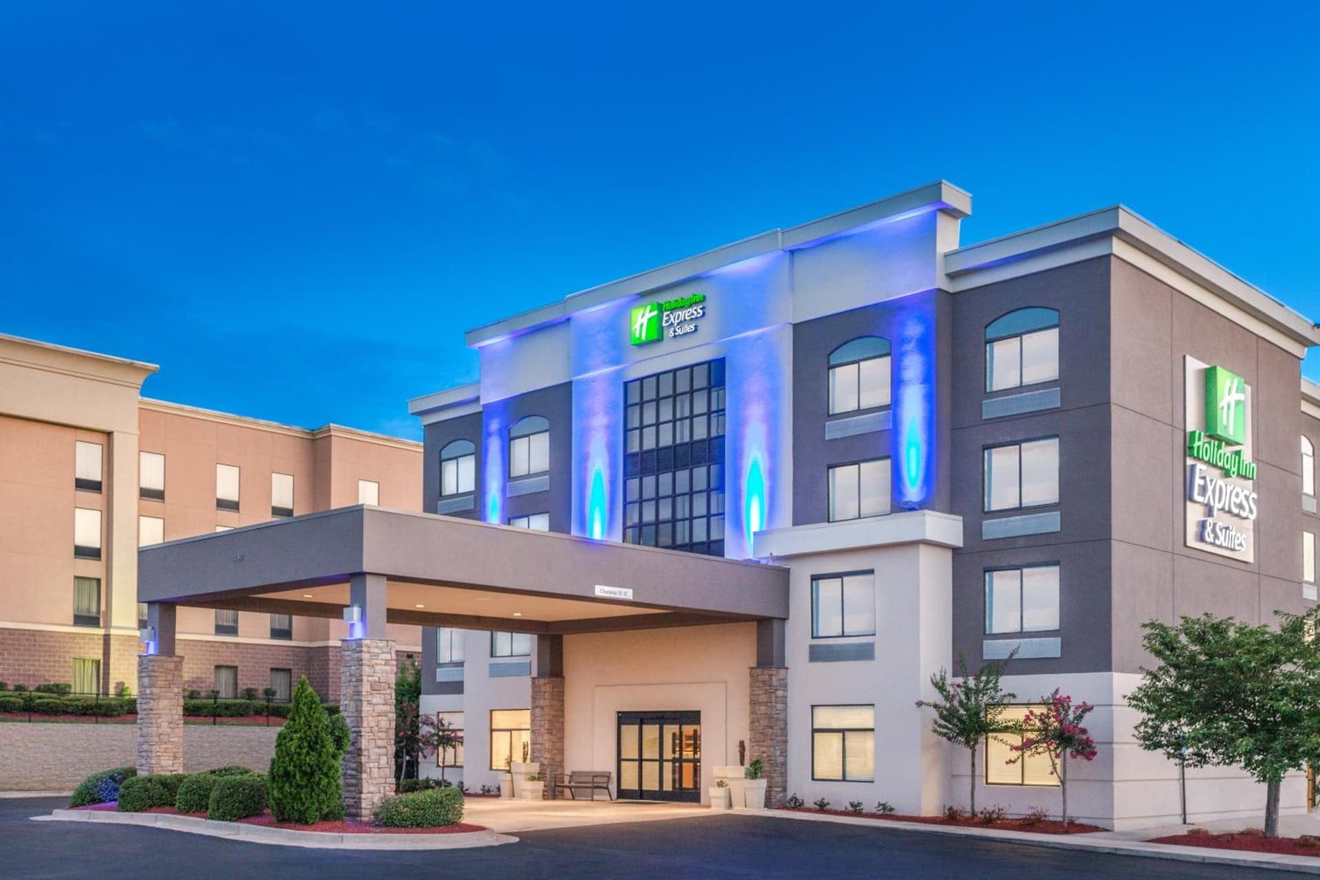 Holiday Inn Express & Suites Augusta West - Ft Gordon Area by IHG featured exterior or lobby in Augusta, GA — similar hotel