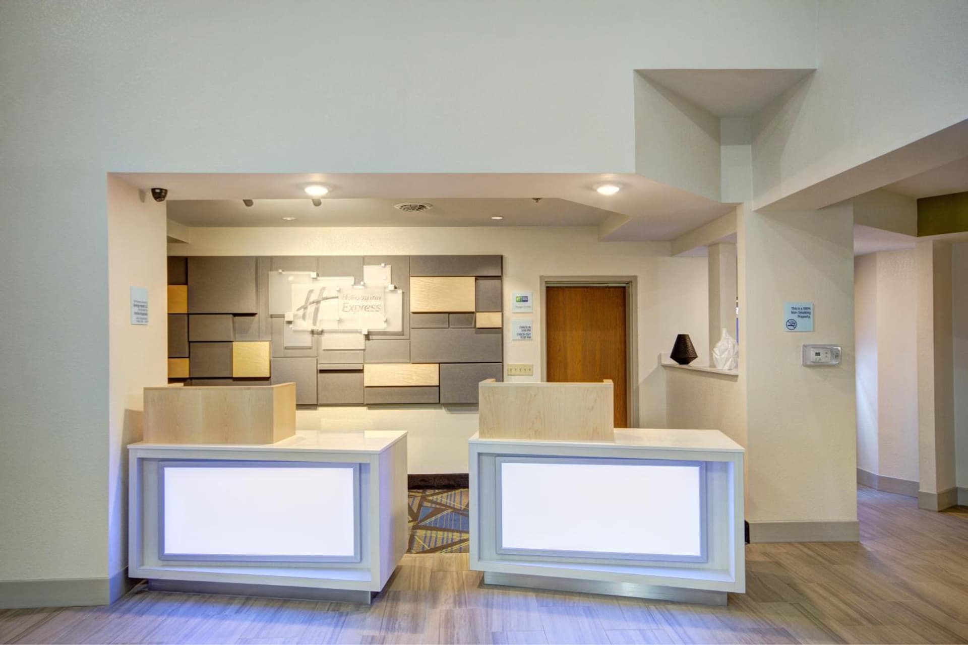 Holiday Inn Express Columbus South - Obetz by IHG interior in Obetz, OH — gallery photo 2