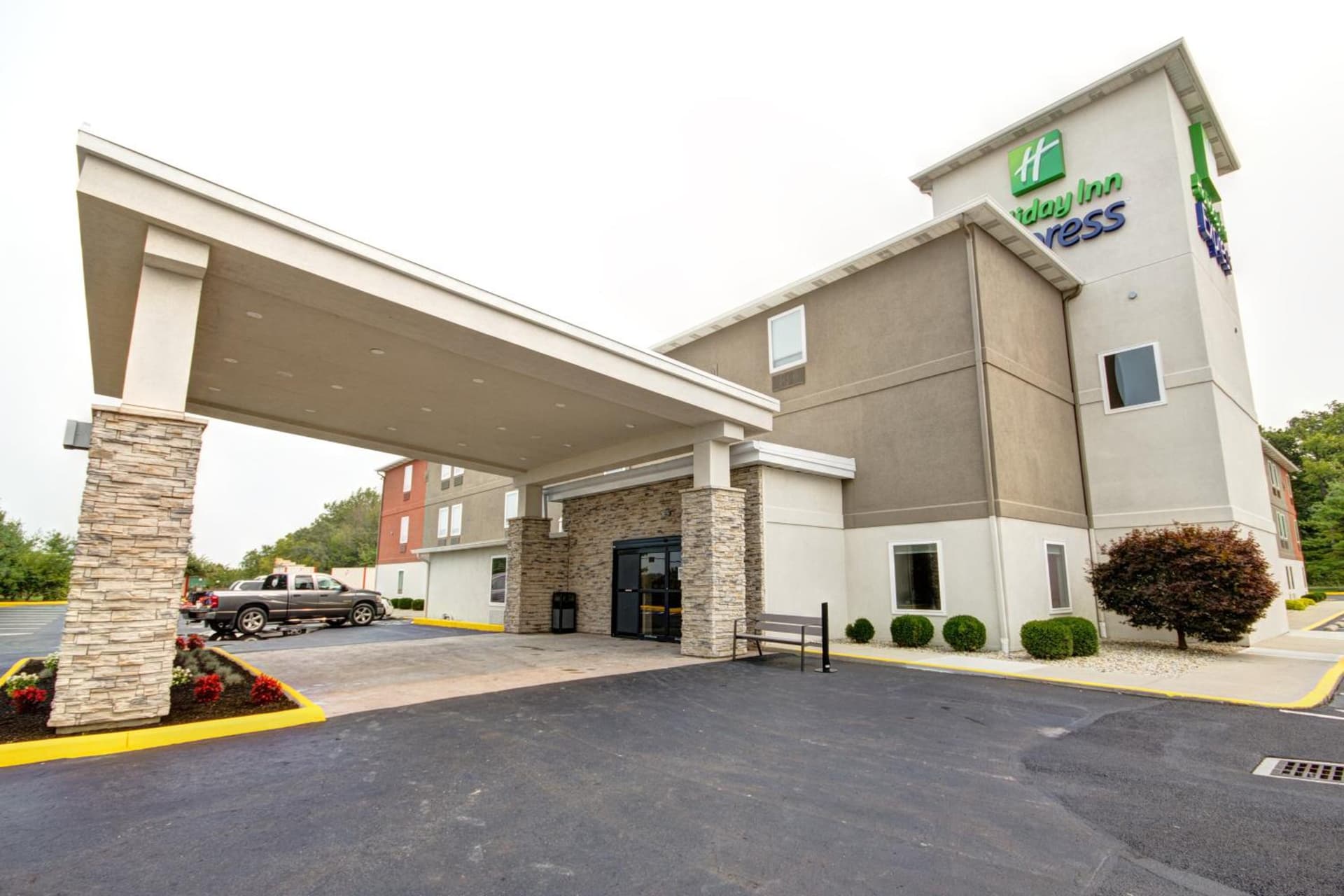 Holiday Inn Express Columbus South - Obetz by IHG featured exterior or lobby in Obetz, OH — similar hotel