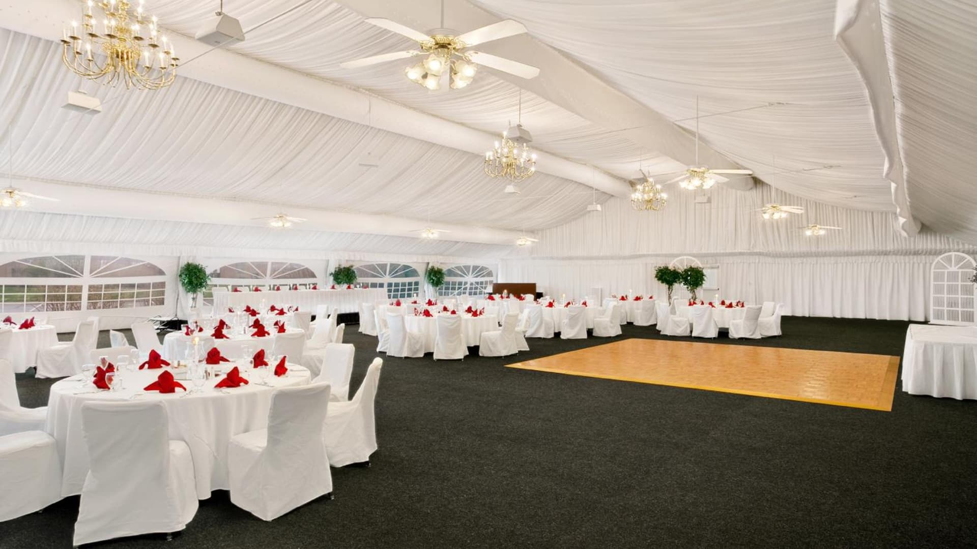 Crowne Plaza Columbus North - Worthington by IHG gallery photo in Columbus, OH — image 19