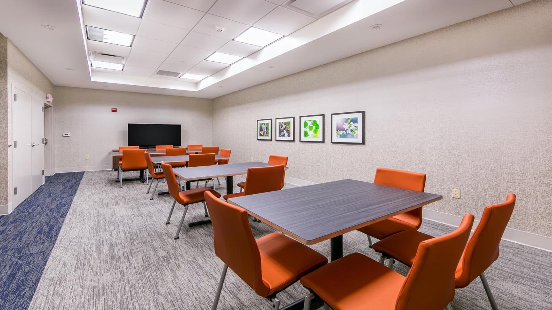 Holiday Inn Express Gatlinburg Downtown by IHG property views in Gatlinburg, TN — gallery photo 3