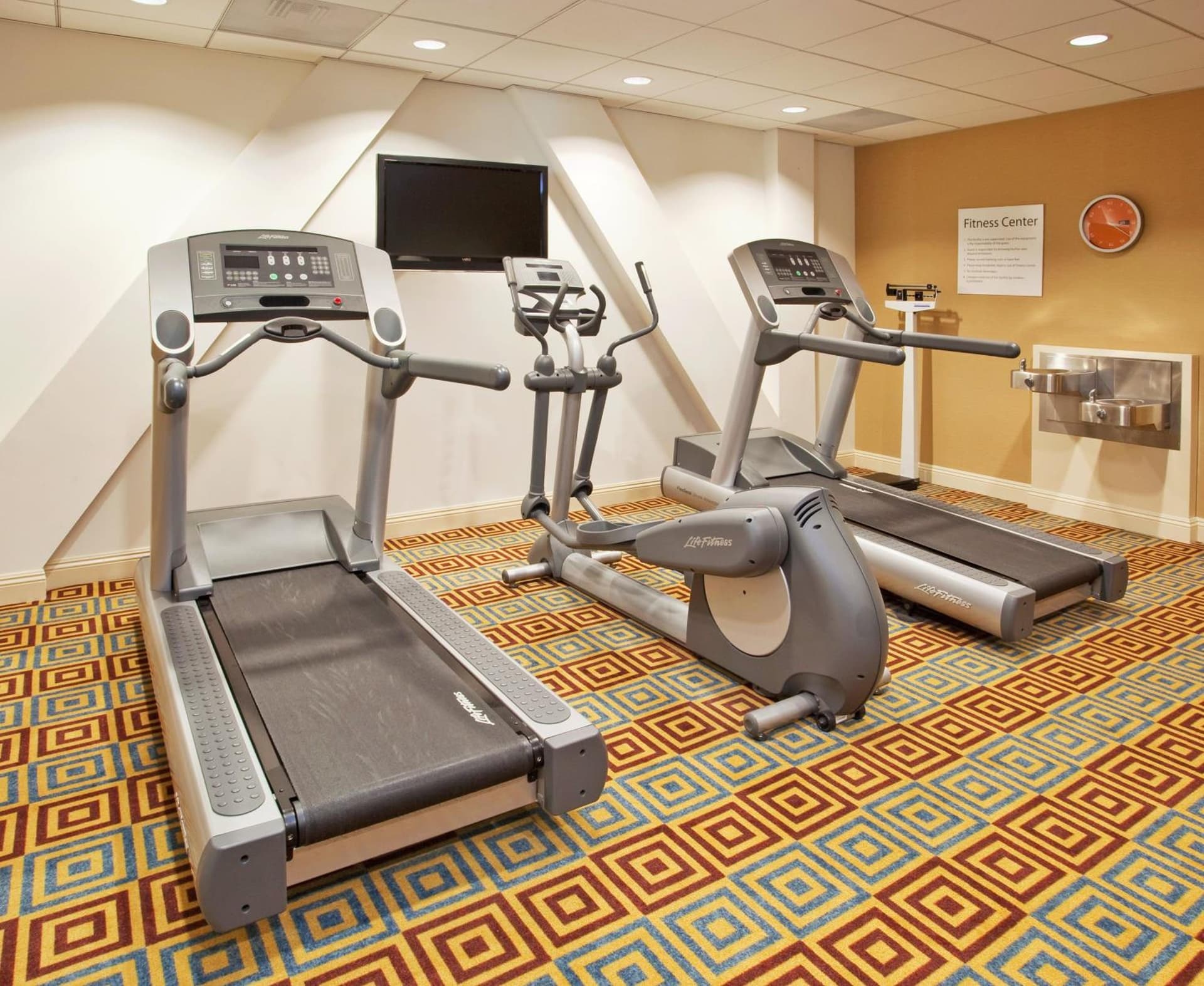 Holiday Inn Express Hotel & Suites Santa Cruz by IHG gallery photo in Santa Cruz, CA — image 11