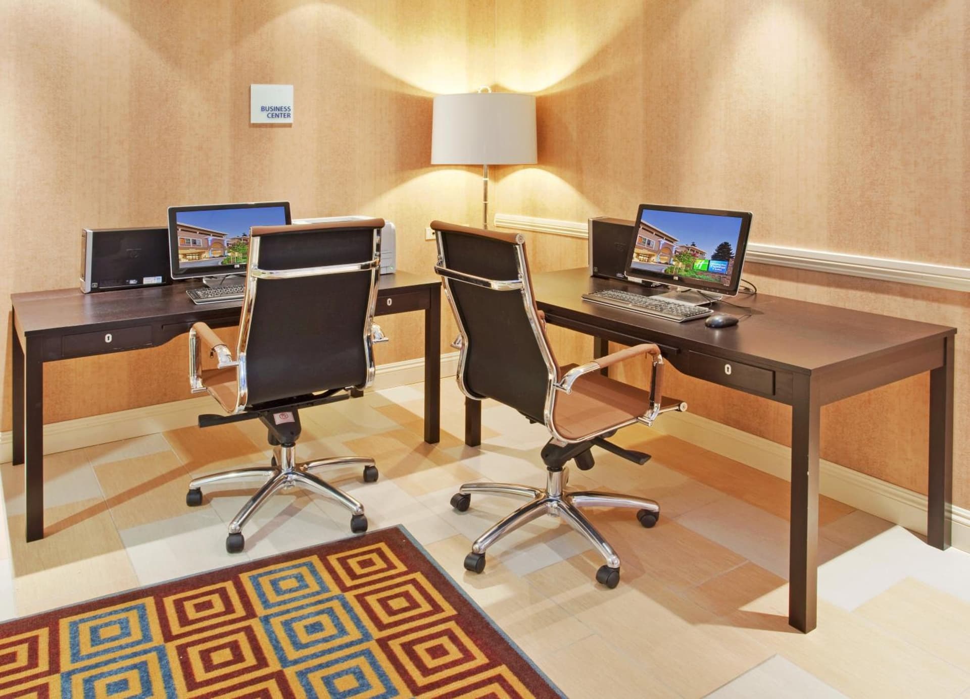 Holiday Inn Express Hotel & Suites Santa Cruz by IHG gallery photo in Santa Cruz, CA — image 32