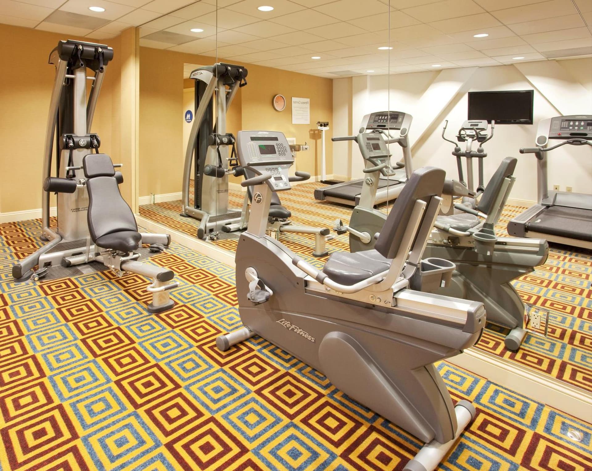 Holiday Inn Express Hotel & Suites Santa Cruz by IHG gallery photo in Santa Cruz, CA — image 33
