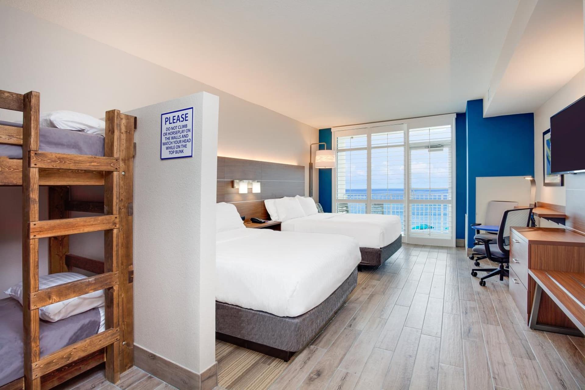 Holiday Inn Express & Suites Panama City Beach - Beachfront by IHG gallery photo in Panama City Beach, FL — image 5