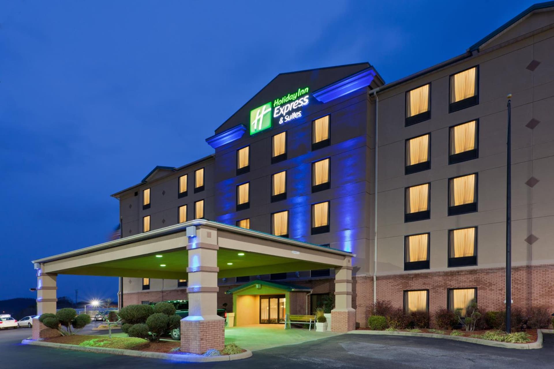 Holiday Inn Express Hotel & Suites Charleston-Southridge by IHG featured exterior or lobby in Charleston, WV — similar hotel