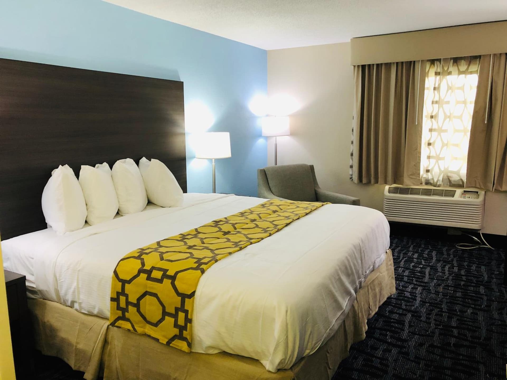 Baymont by Wyndham Joliet gallery photo in Joliet, IL — image 27