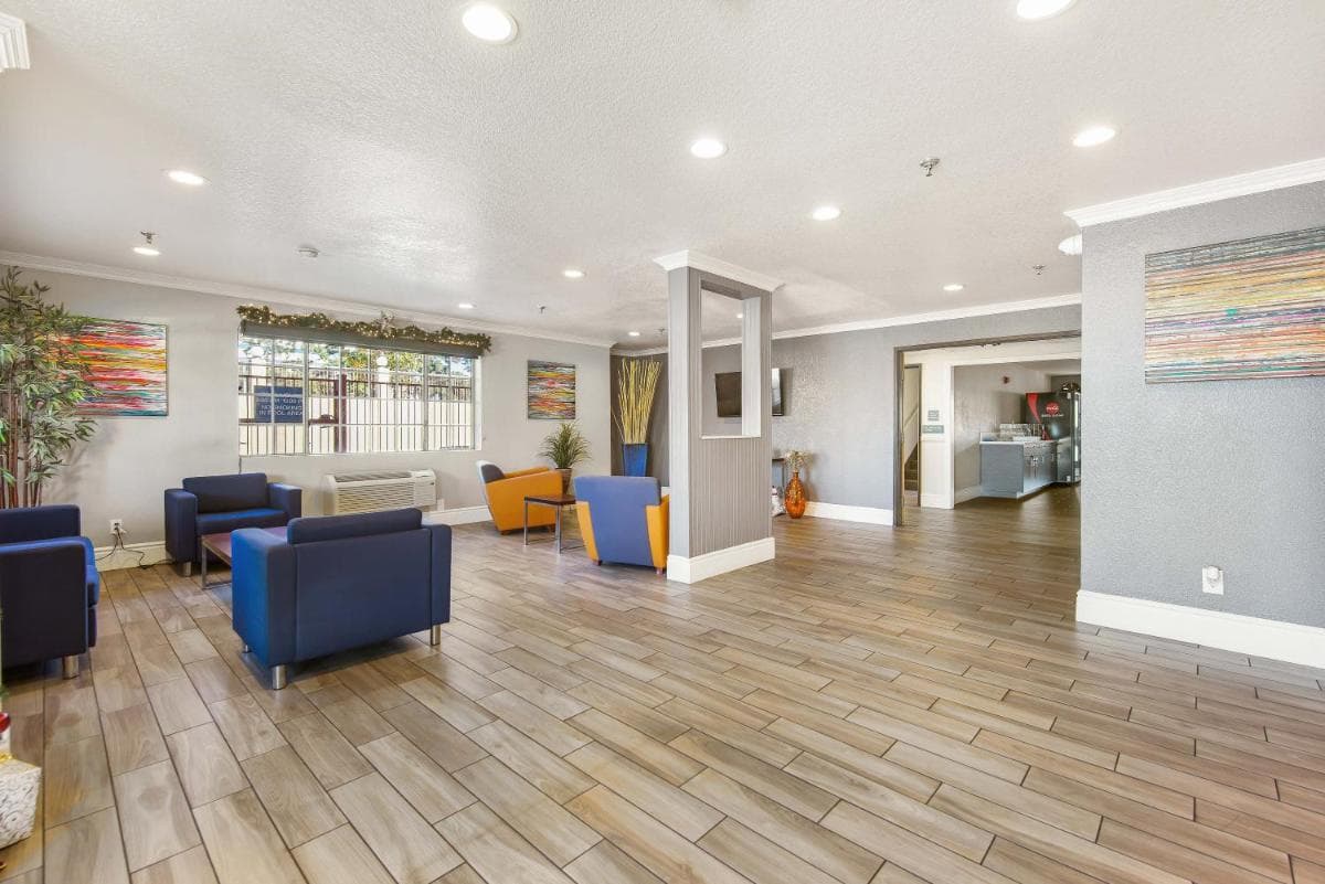 SureStay Hotel by Best Western Fontana gallery photo in Fontana, CA — image 7