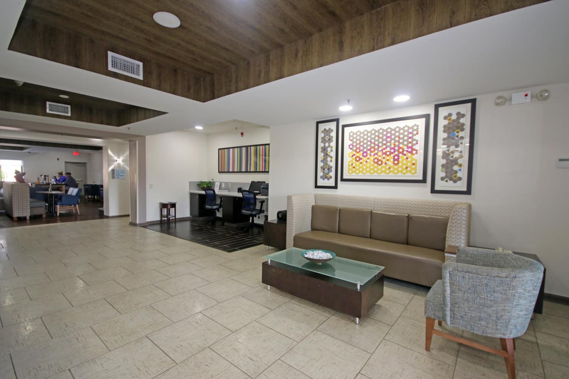 Holiday Inn Express Hotel & Suites Greensboro-East by IHG gallery photo in Greensboro, NC — image 13