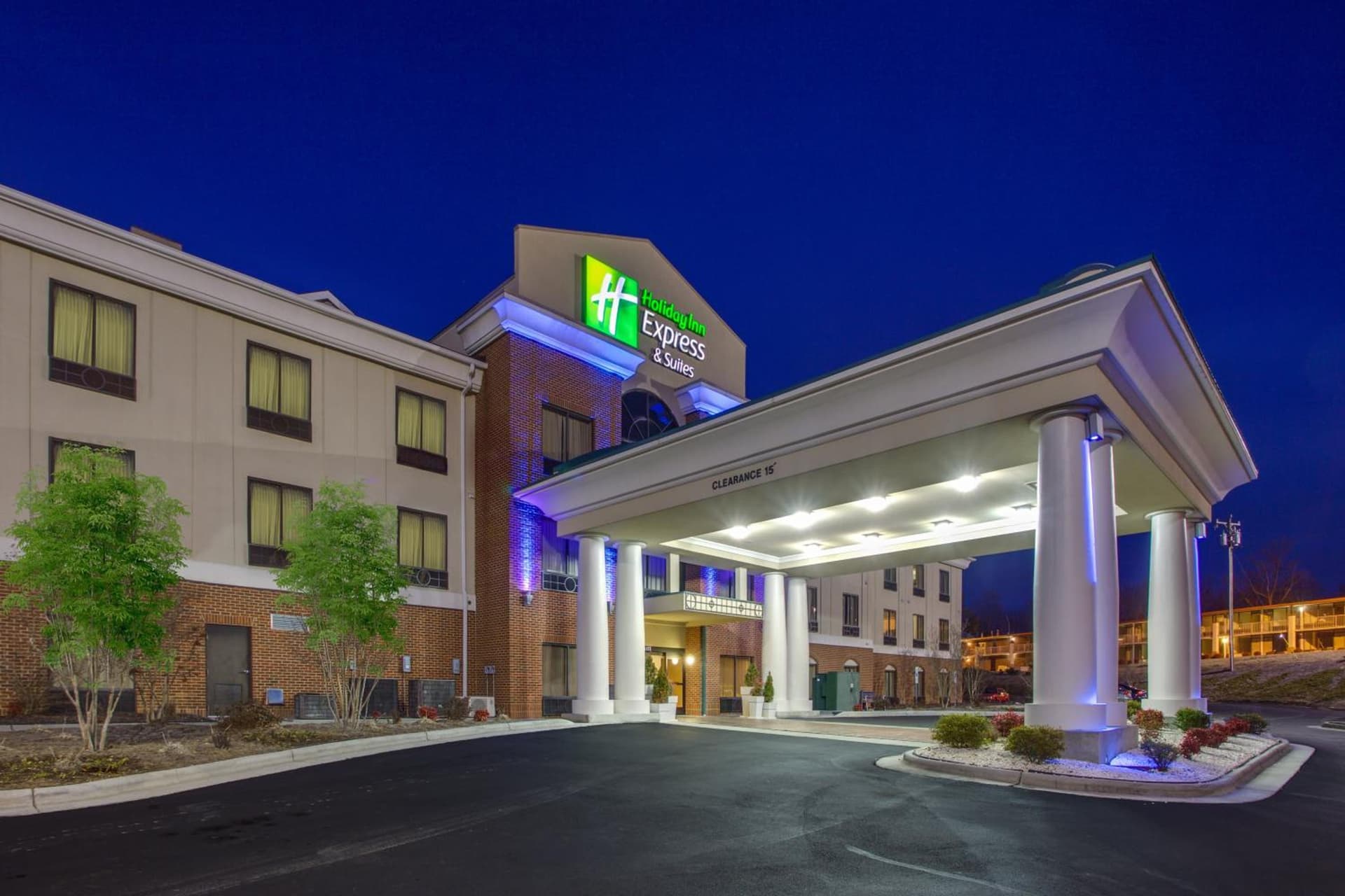 Holiday Inn Express Hotel & Suites Greensboro-East by IHG interior in Greensboro, NC — gallery photo 2