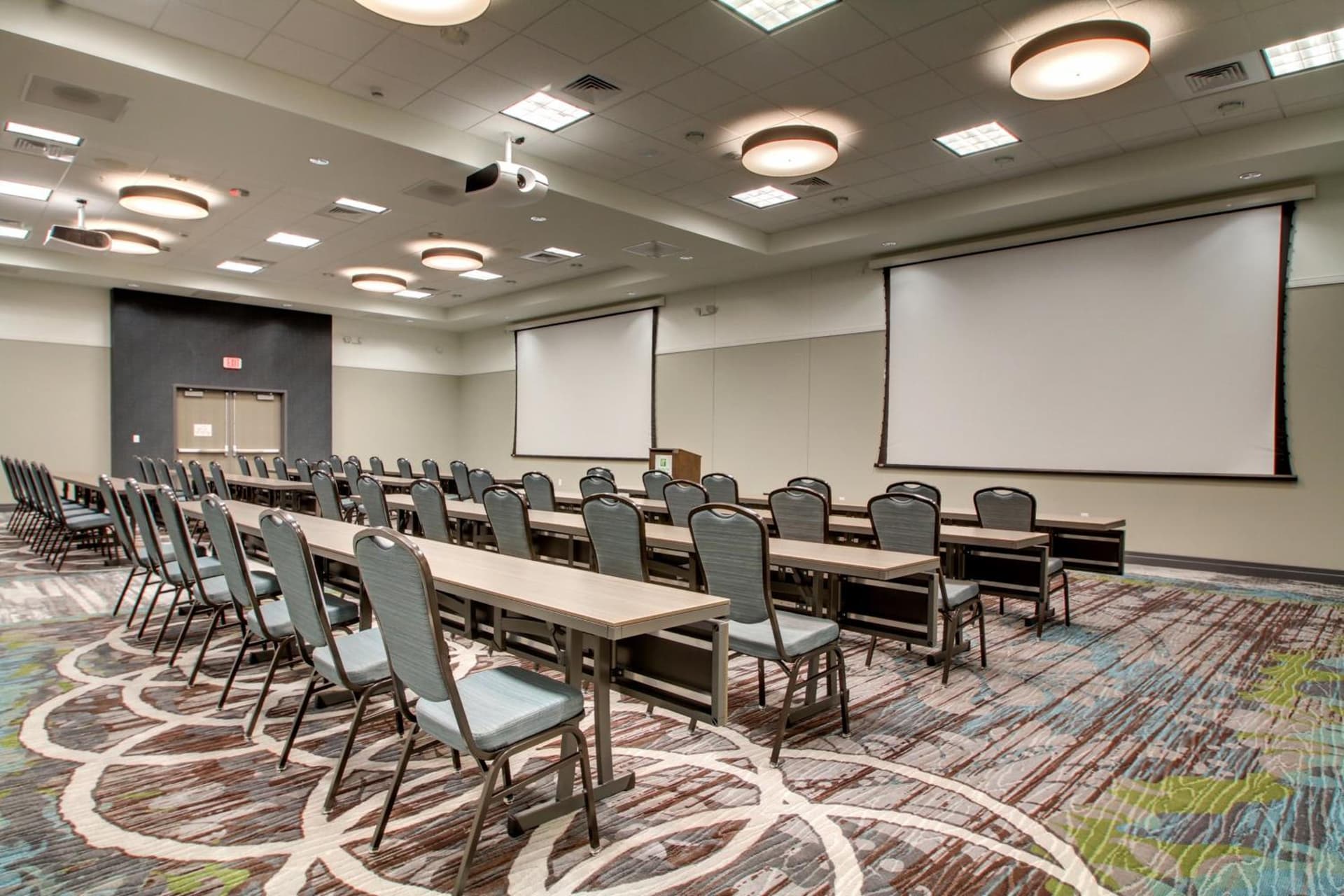 Holiday Inn & Suites Peoria At Grand Prairie by IHG gallery photo in Peoria, IL — image 49