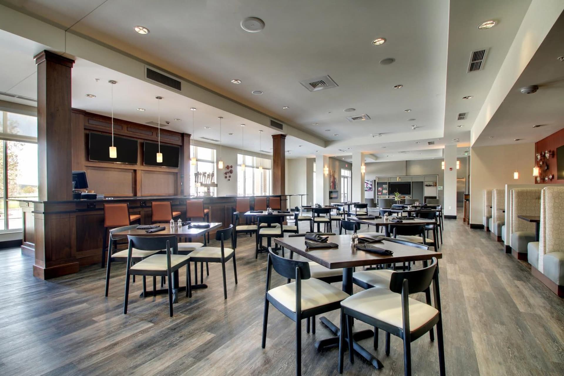 Holiday Inn & Suites Peoria At Grand Prairie by IHG gallery photo in Peoria, IL — image 10