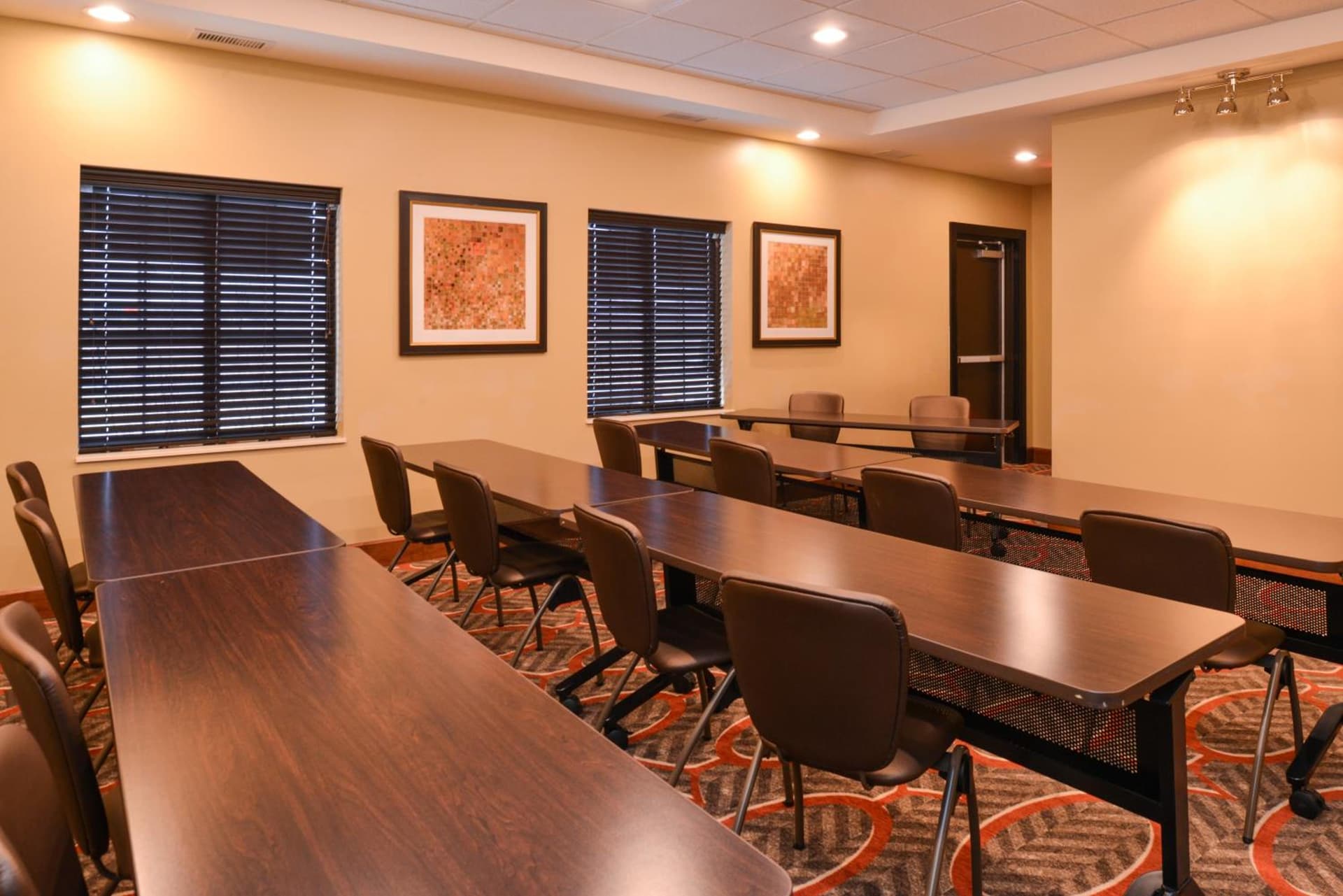 Staybridge Suites Merrillville by IHG gallery photo in Merrillville, IN — image 8