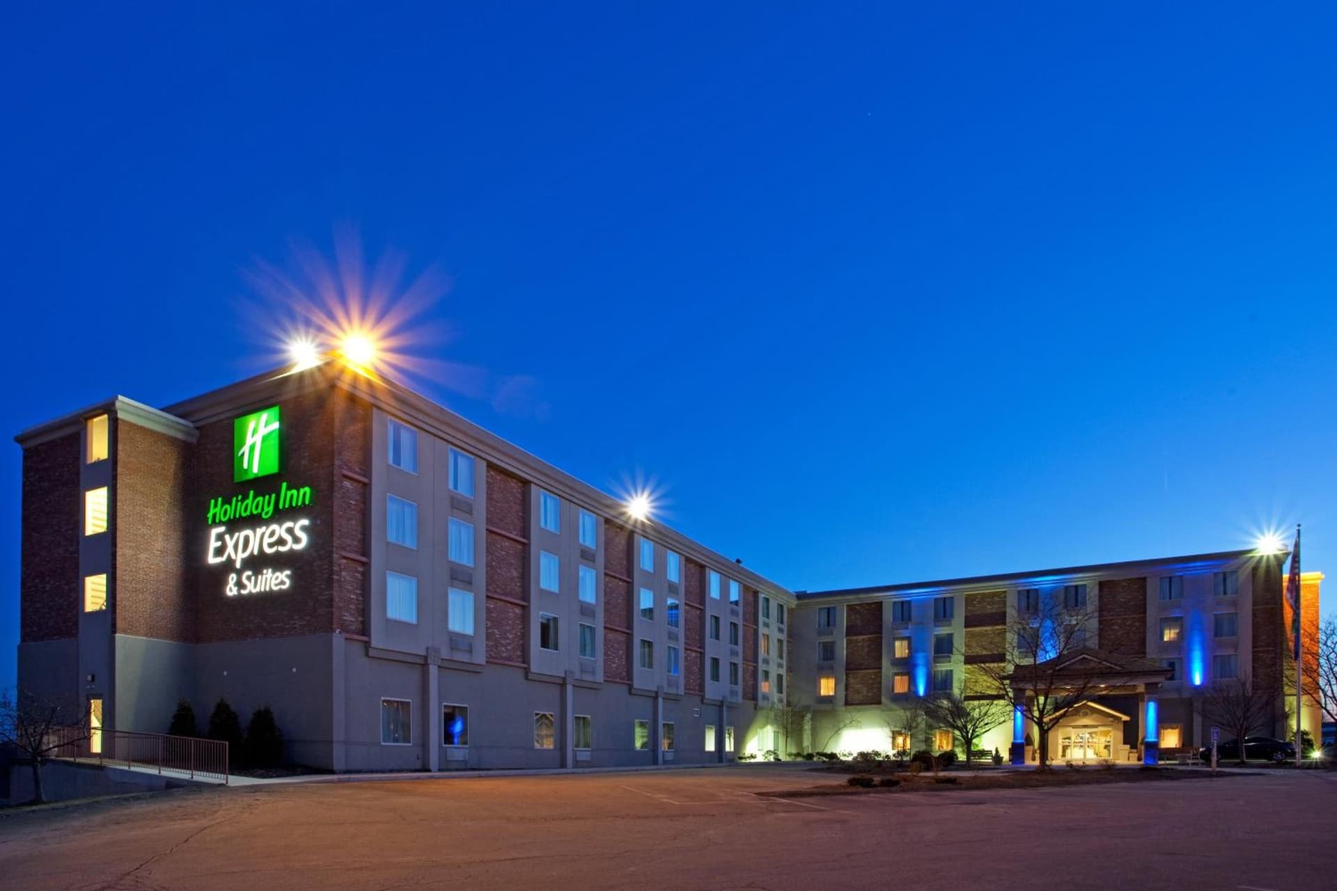 Holiday Inn Express and Suites Pittsburgh West Mifflin by IHG featured exterior or lobby in West Mifflin, PA — similar hotel