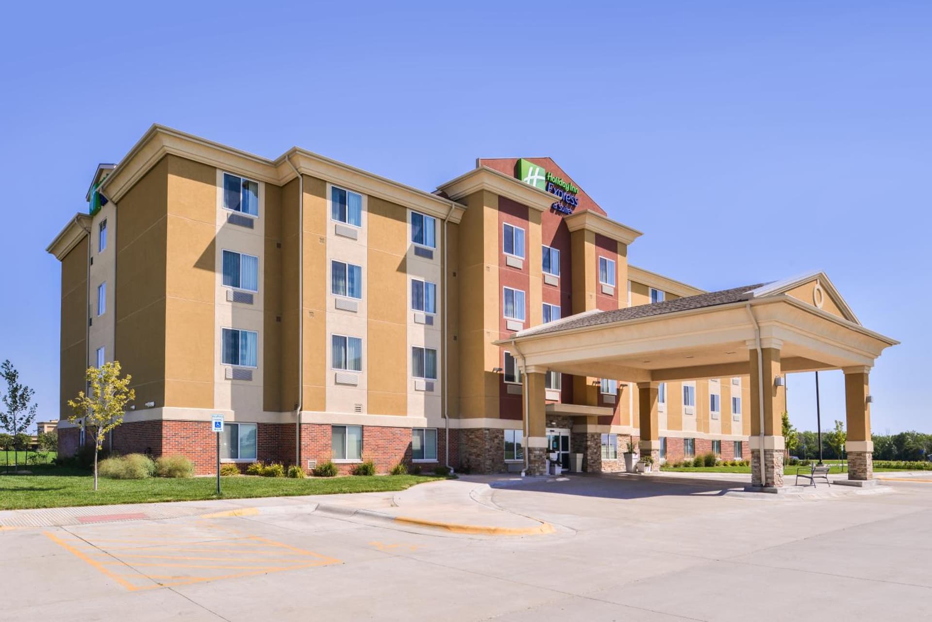 Holiday Inn Express Hotel & Suites York by IHG featured exterior or lobby in York, NE — similar hotel