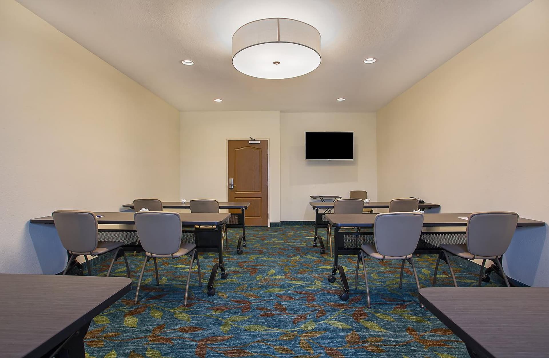 Candlewood Suites Fort Campbell - Oak Grove by IHG gallery photo in Oak Grove, KY — image 33