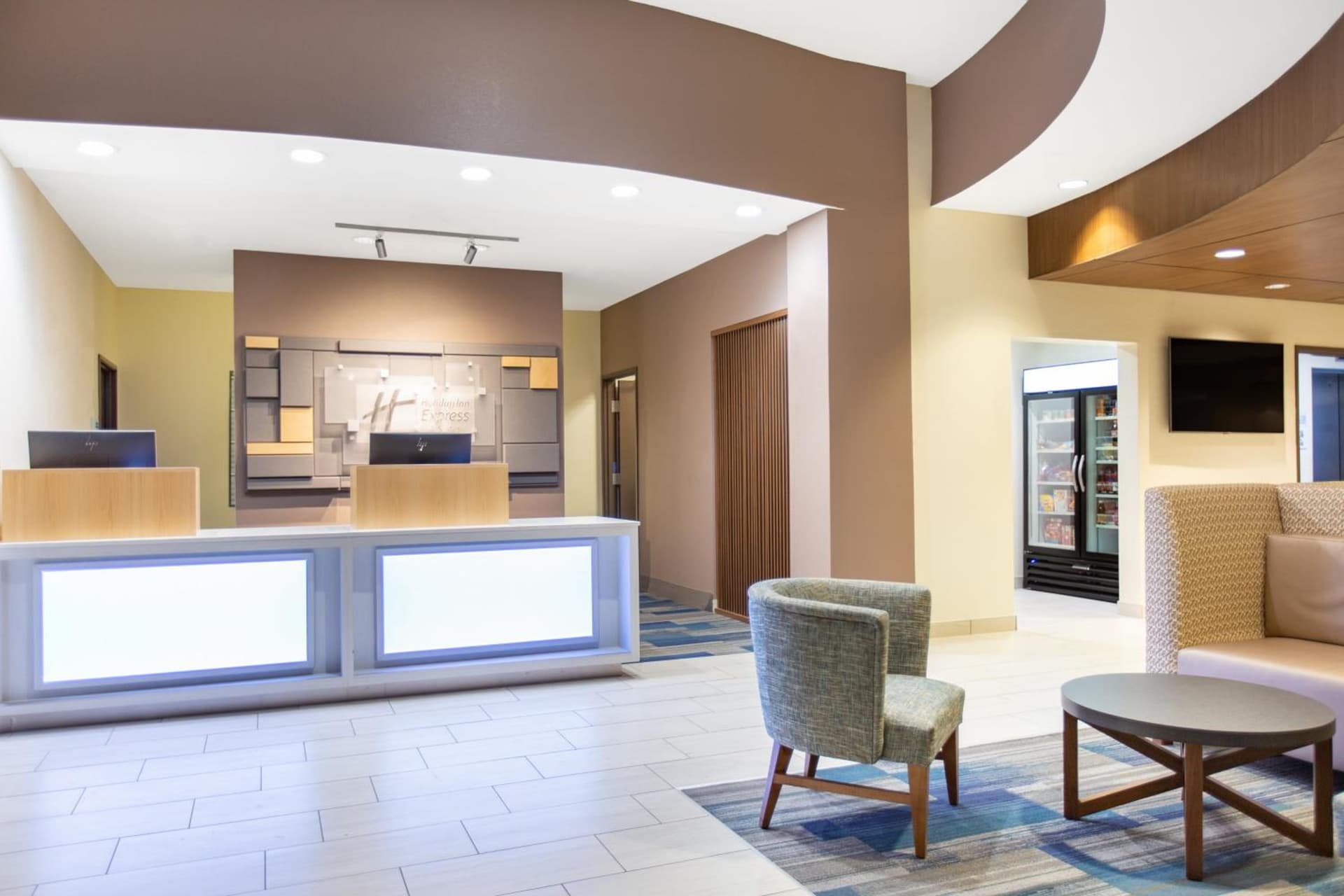 Holiday Inn Express Surprise by IHG interior in Surprise, AZ — gallery photo 2
