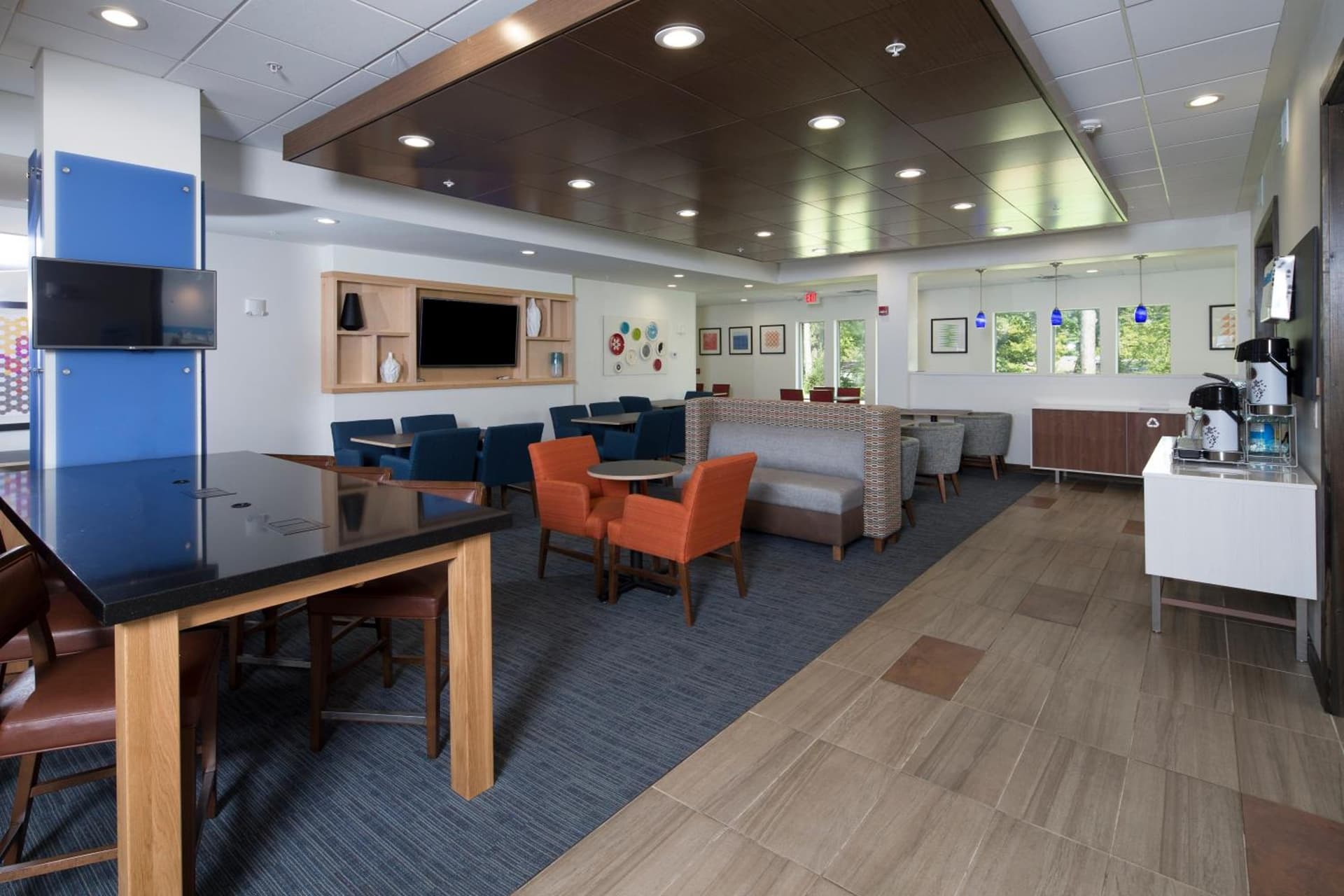 Holiday Inn Express & Suites La Porte by IHG gallery photo in LaPorte, IN — image 37
