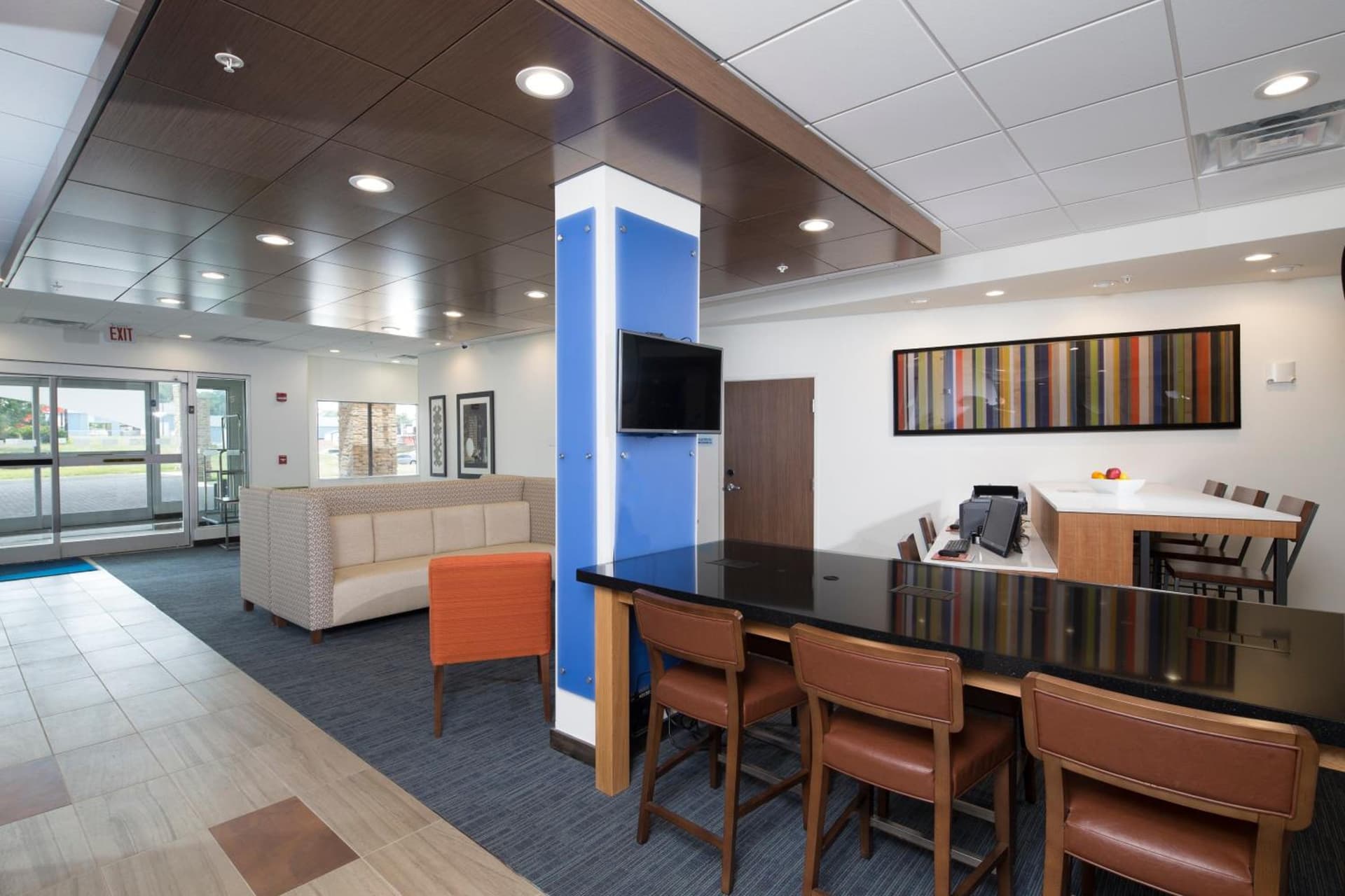 Holiday Inn Express & Suites La Porte by IHG gallery photo in LaPorte, IN — image 26