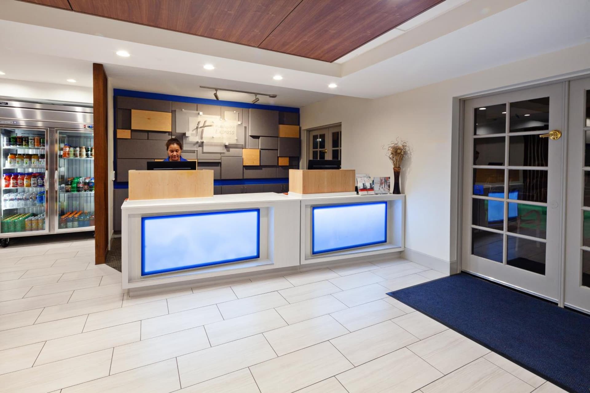 Holiday Inn Express Hotel & Suites San Diego-Escondido by IHG gallery photo in Escondido, CA — image 24