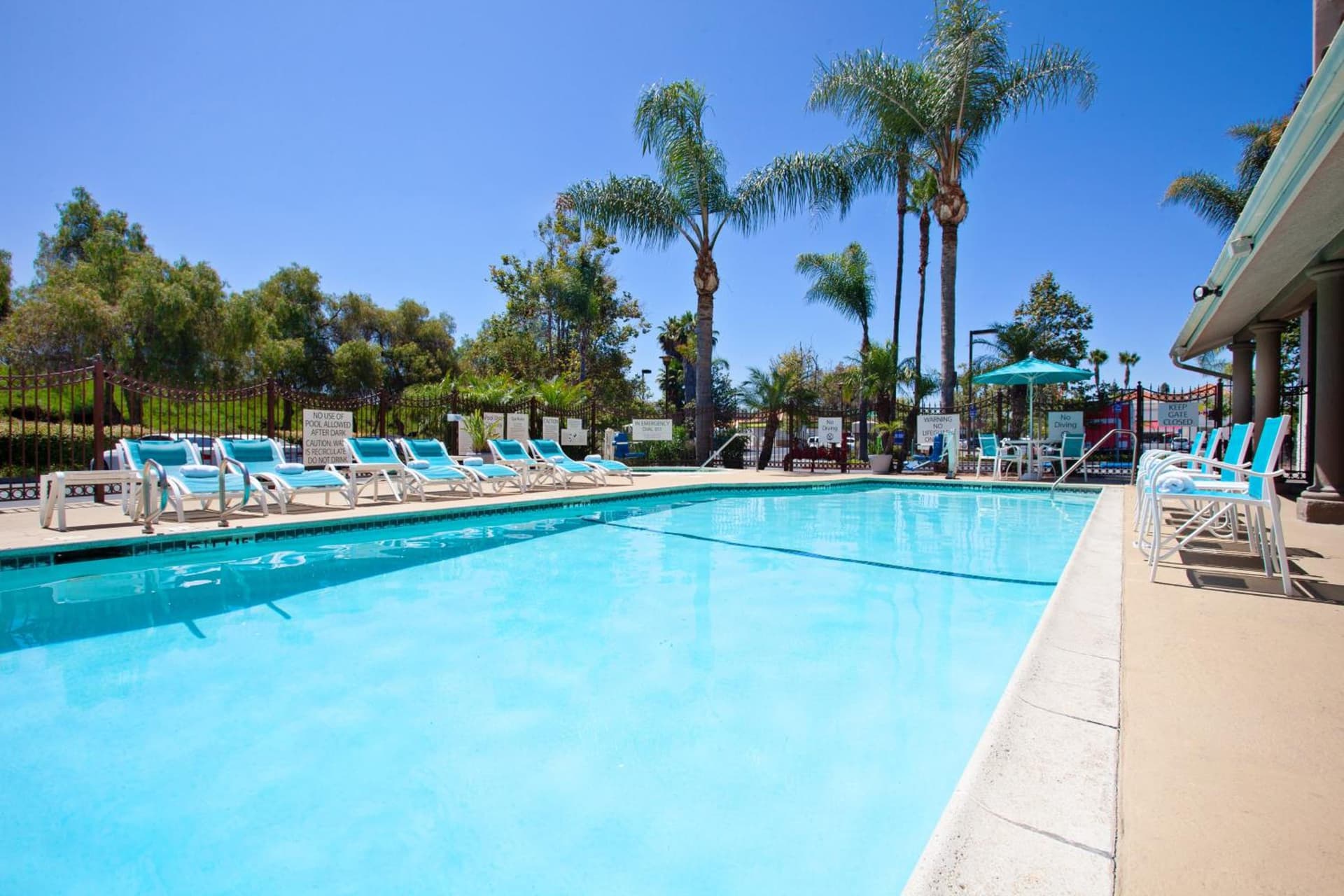 Holiday Inn Express Hotel & Suites San Diego-Escondido by IHG gallery photo in Escondido, CA — image 39