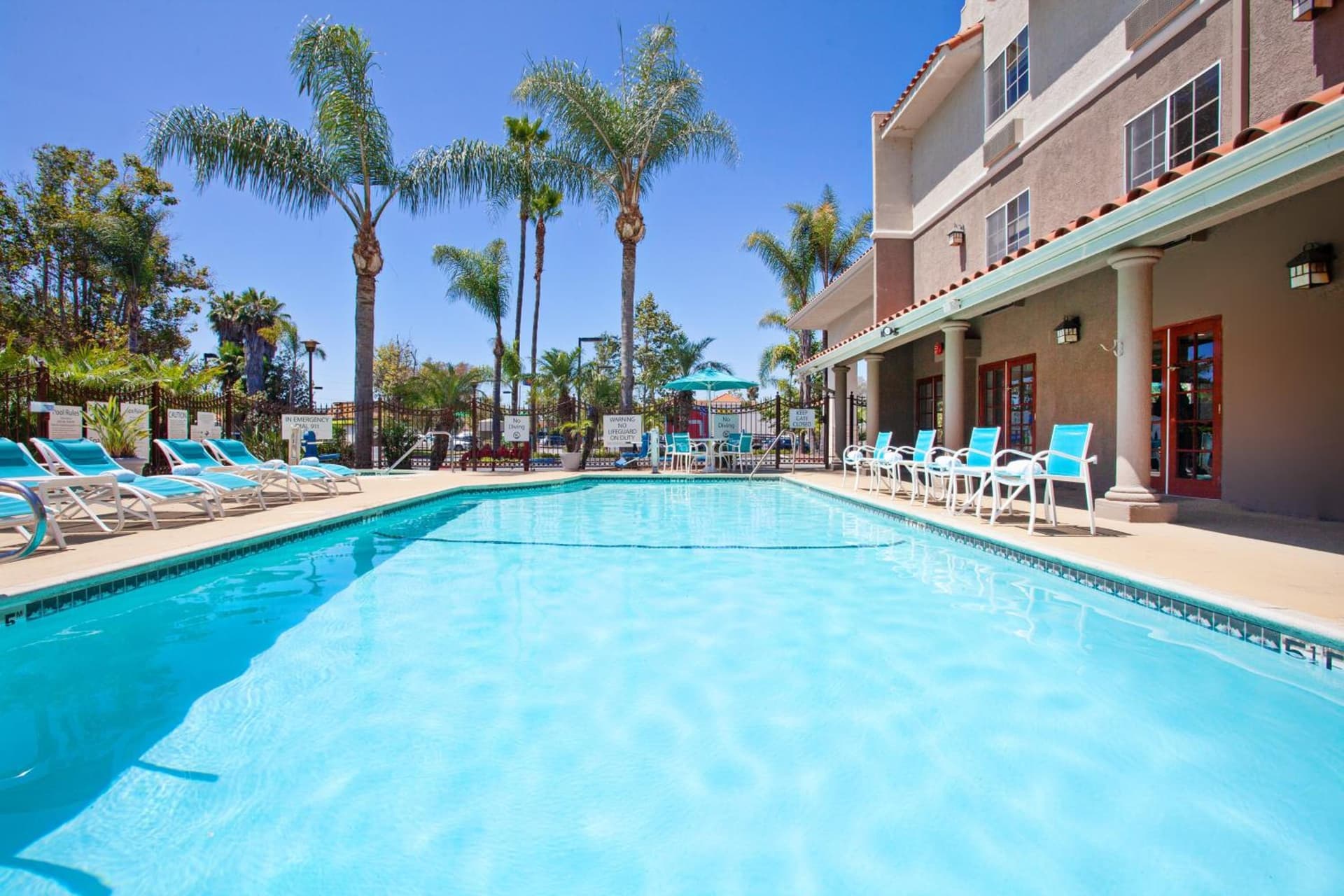 Holiday Inn Express Hotel & Suites San Diego-Escondido by IHG gallery photo in Escondido, CA — image 7