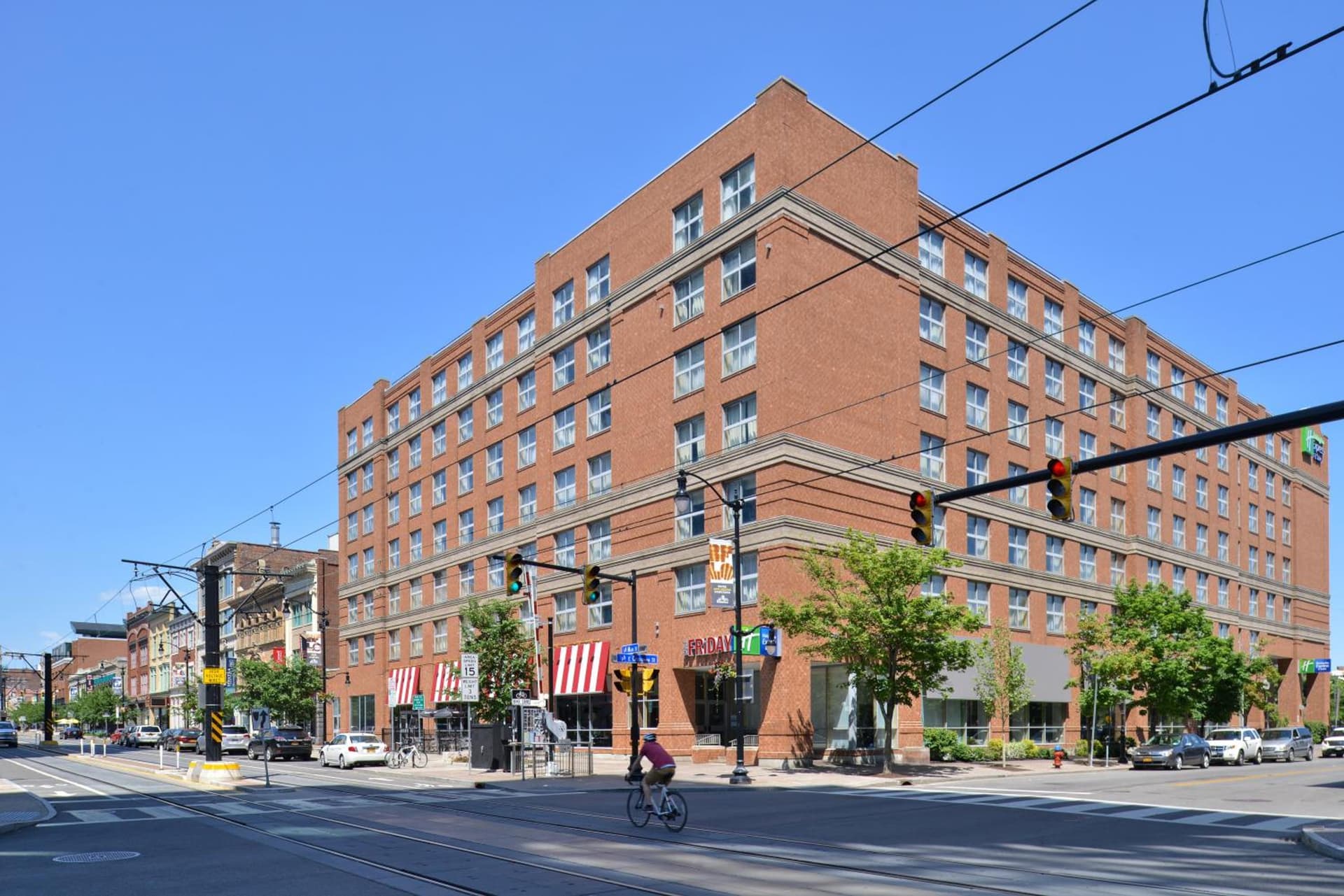 Holiday Inn Express & Suites Buffalo Downtown by IHG gallery photo in Buffalo, NY — image 6