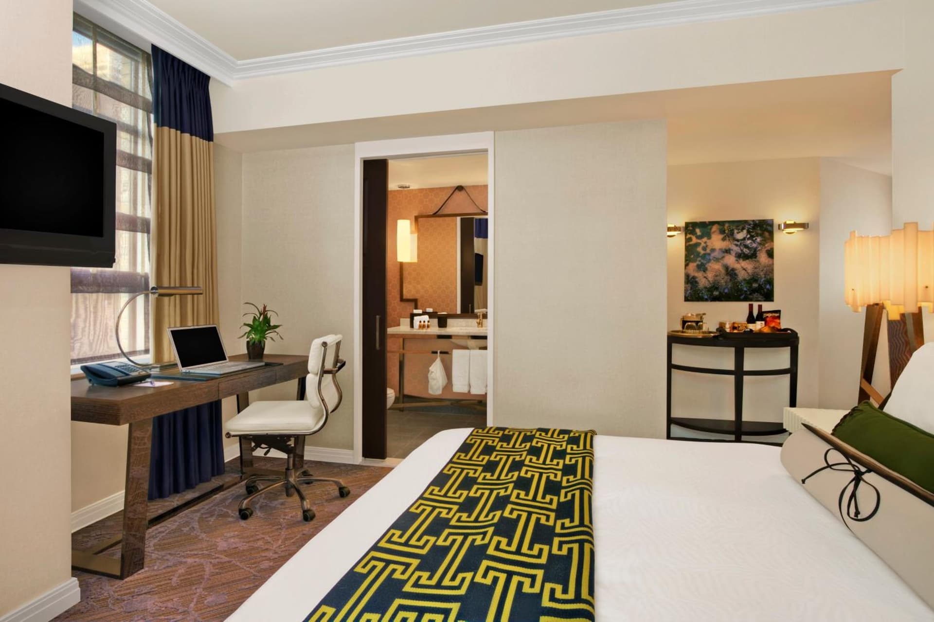 Kimpton Hotel Palomar Philadelphia by IHG gallery photo in Philadelphia, PA — image 31
