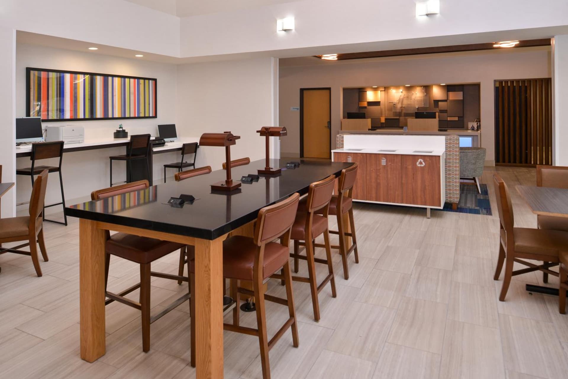 Holiday Inn Express Stockton Southeast by IHG gallery photo in Stockton, CA — image 4