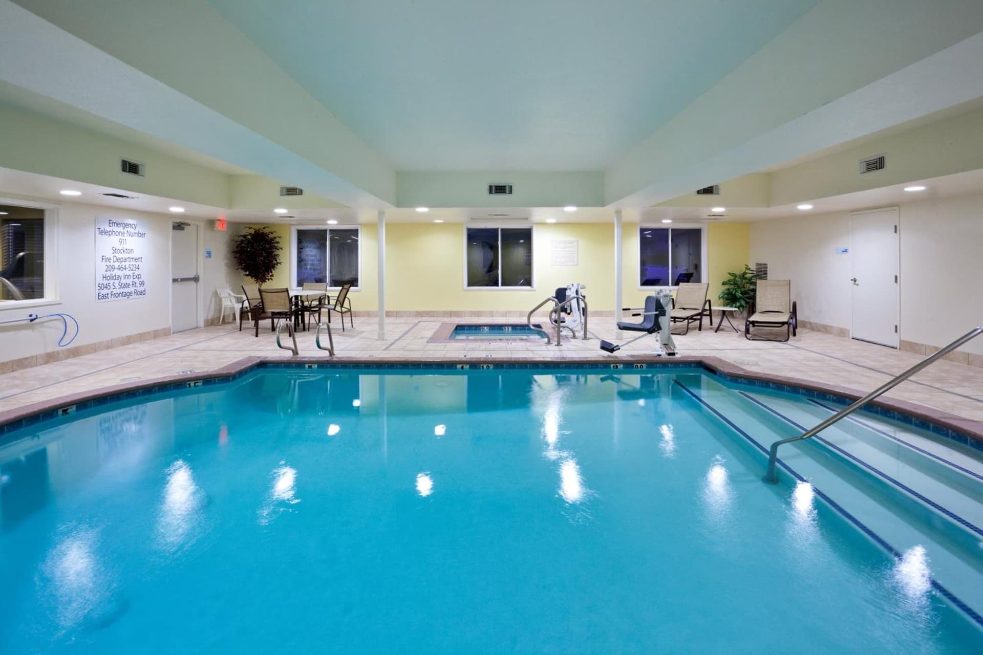 Holiday Inn Express Stockton Southeast by IHG gallery photo in Stockton, CA — image 14