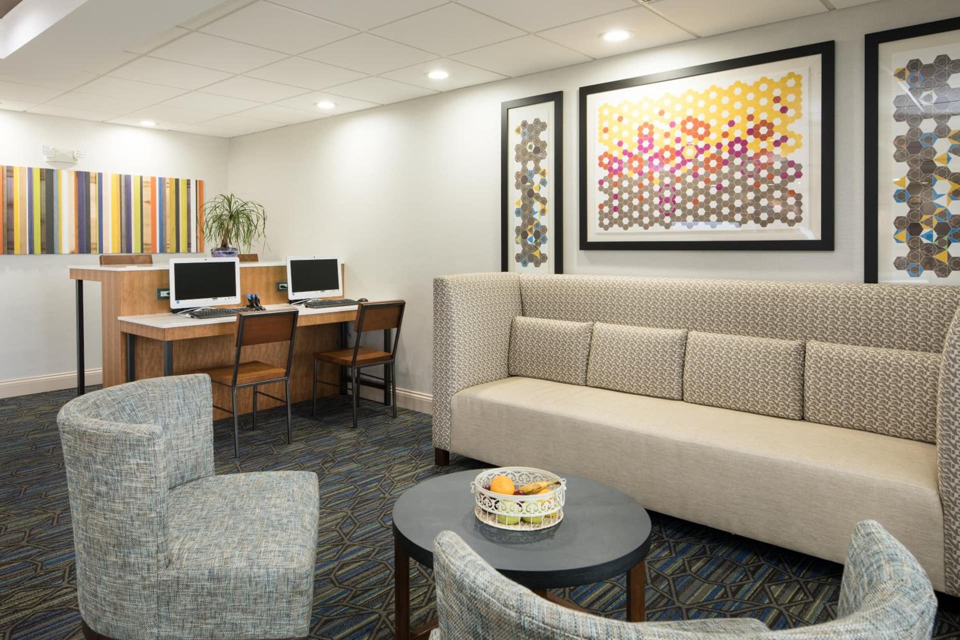 Holiday Inn Express Louisville Northeast by IHG property views in Louisville, KY — gallery photo 3