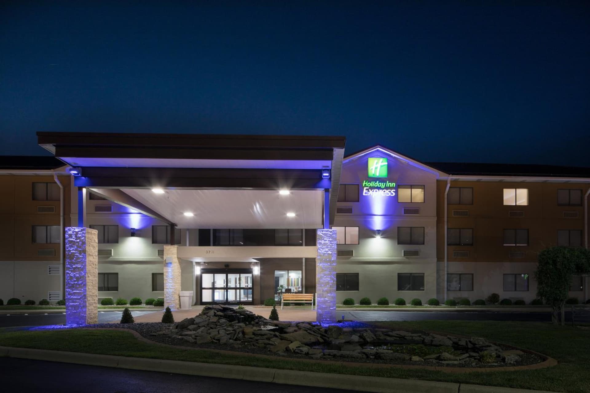 Holiday Inn Express Louisville Northeast by IHG — hotel in Louisville, Kentucky